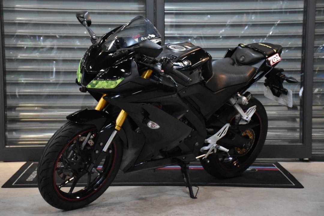 YAMAHA YZF-R15 - 中古/二手車出售中 YSS後避震 YSS前叉 行車記錄器 小資族二手重機買賣 | 小資族二手重機買賣