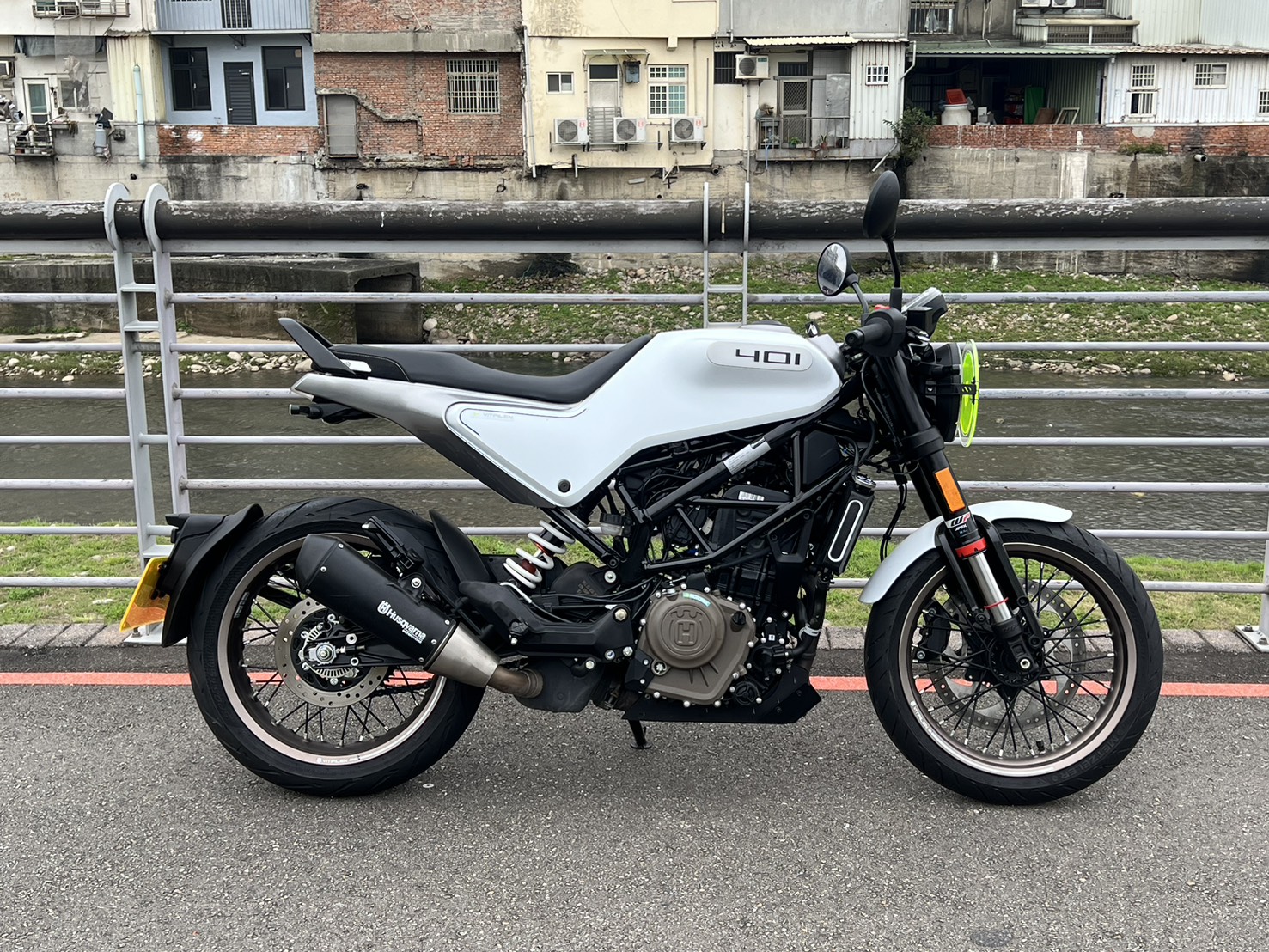 HUSQVARNA VITPILEN 401 - 中古/二手車出售中 2022 Husqvarna Vitpilen 401 | Ike 孝森豪重機