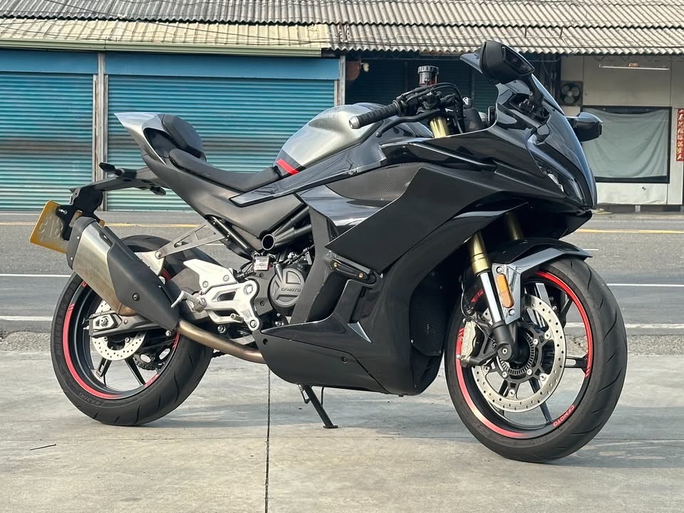 CFMOTO SR - 中古/二手車出售中 春風 450SR （近全新） | YSP 建興車業