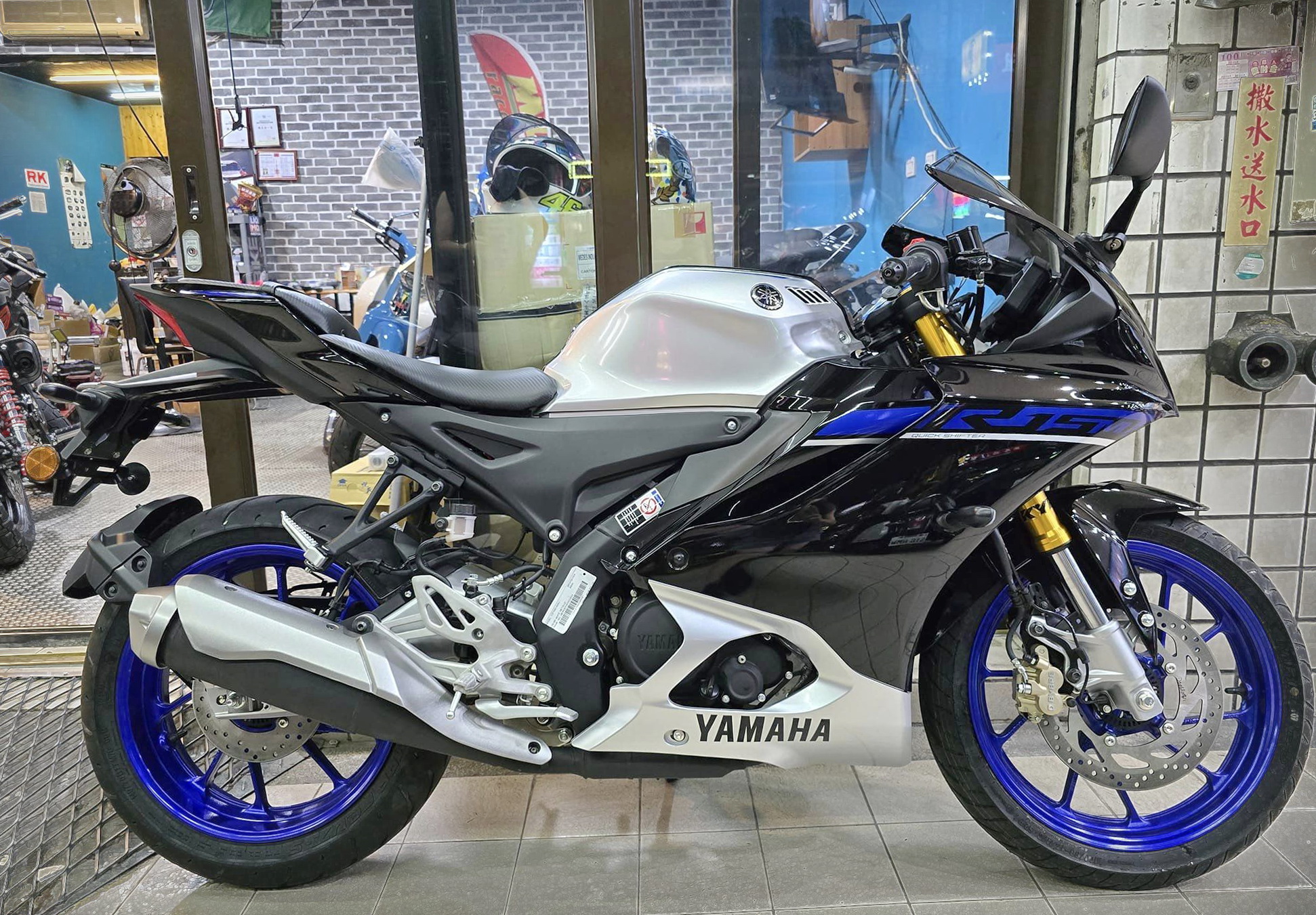 YAMAHA YZF-R15新車出售中 【勝大重機】2024塗裝 YAMAHA YZF-R15M LED燈 全彩儀錶 有快排 全新車售價$13.8萬 | 勝大重機