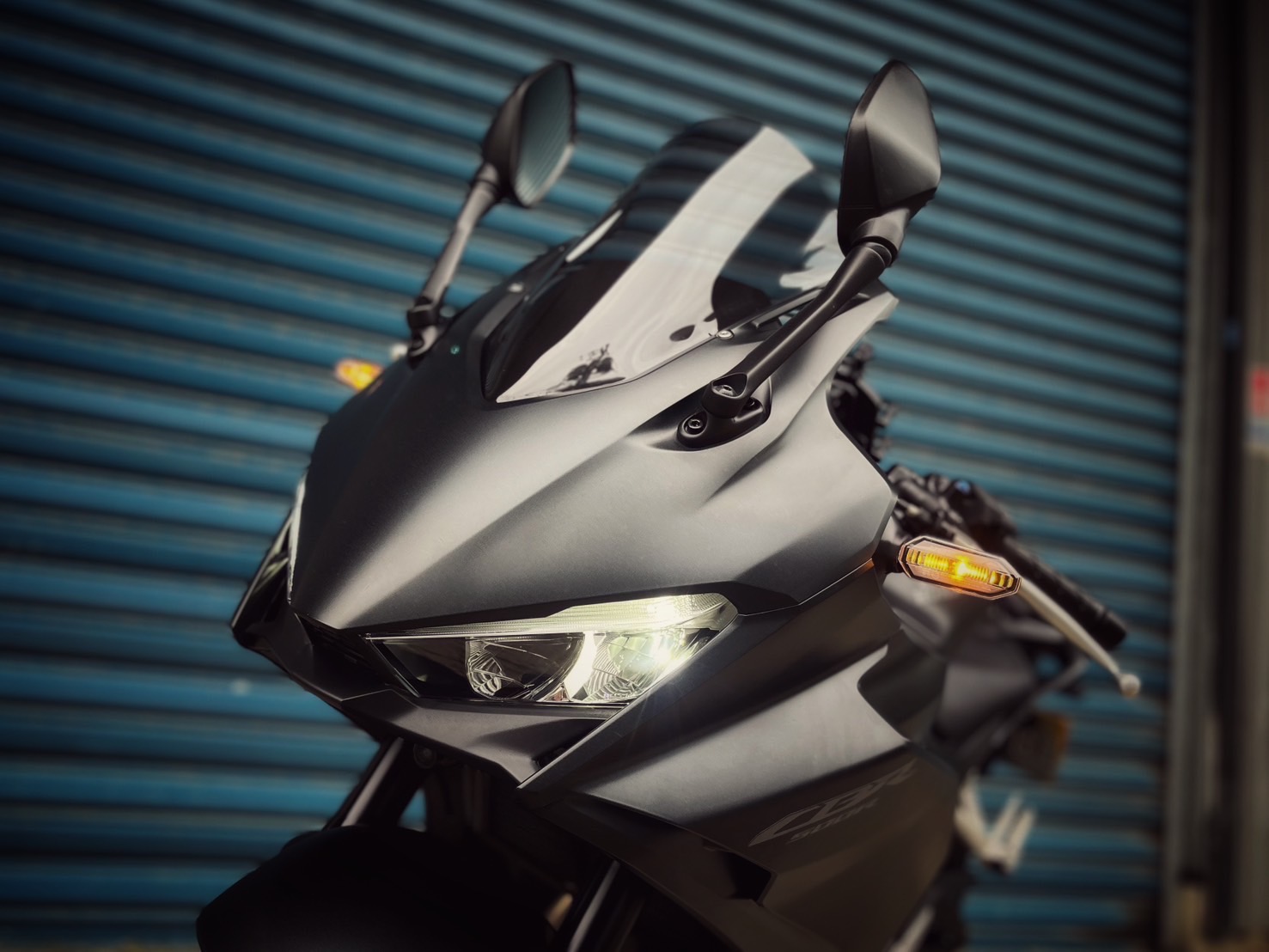 HONDA CBR500R - 中古/二手車出售中 CBR500R 台本車 碳蠍管 行車記錄器 原廠保固 小資族二手重機買賣 | 小資族二手重機買賣