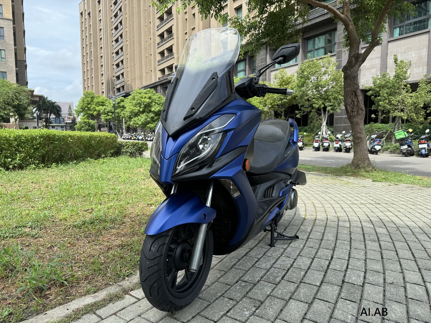 光陽 G-DINK 300 - 中古/二手車出售中 【新竹長龍車業】KYMCO 光陽 G-Dink 300 ABS | 新竹長龍車業行