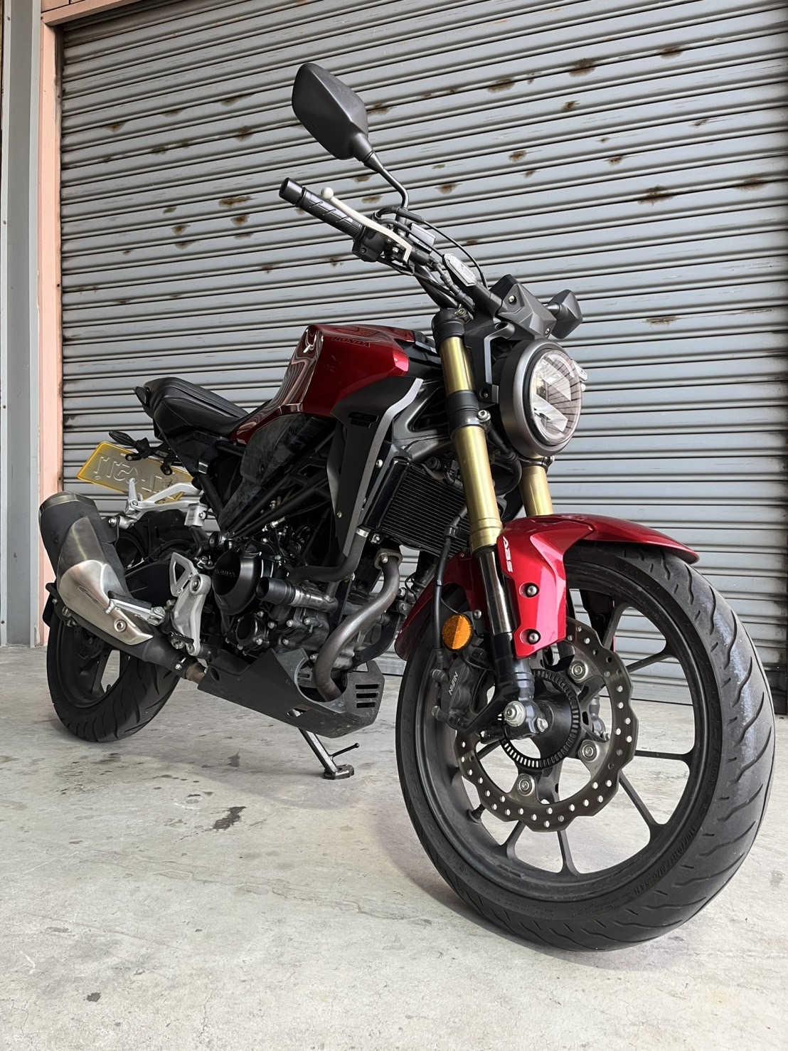 HONDA CB300R - 中古/二手車出售中 2022 CB300R 一手車庫車 | 個人自售