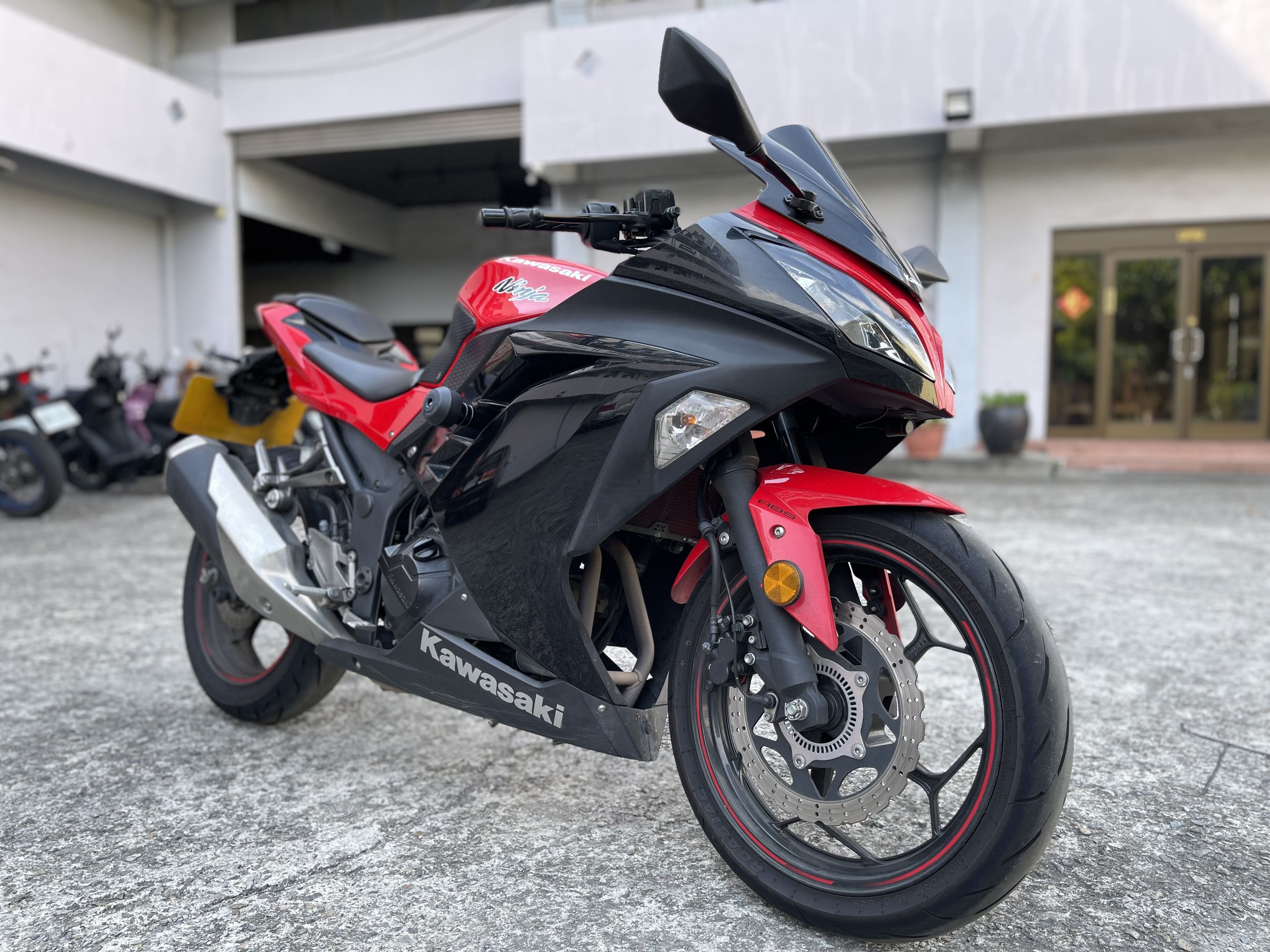 KAWASAKI NINJA300 - 中古/二手車出售中 2017年 KAWASAKI NINJA300/0元交車/分期貸款/車換車/線上賞車/到府交車 | 翊帆重車-Queena