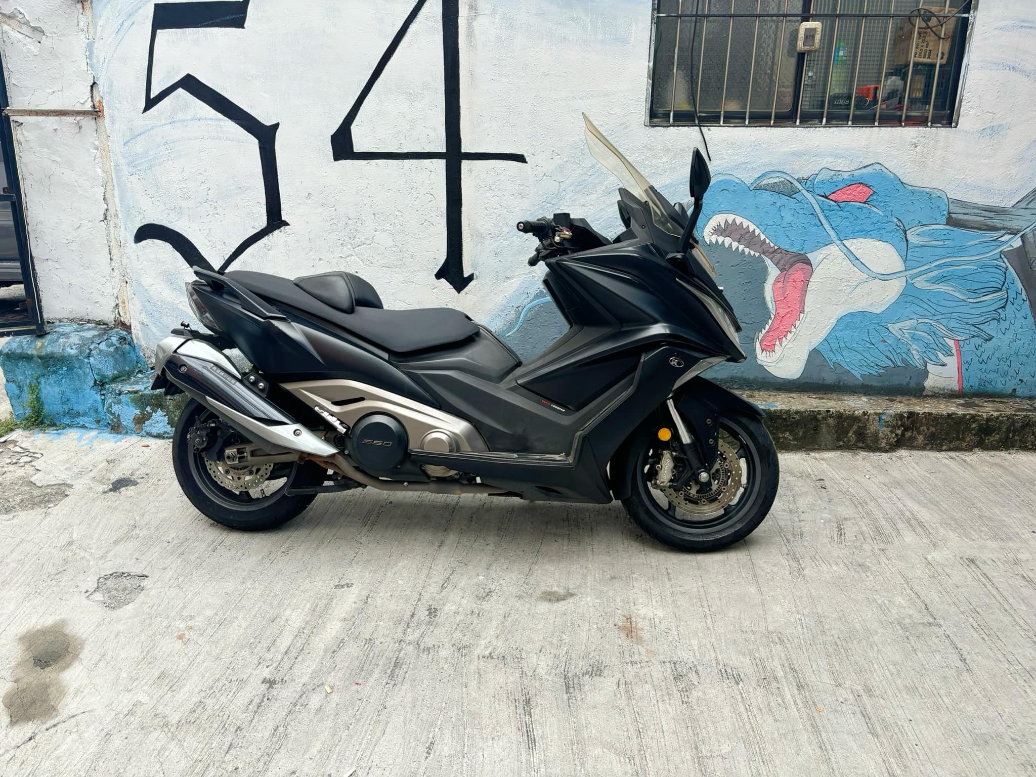 光陽 AK 550 - 中古/二手車出售中 光陽 AK550  | 個人自售