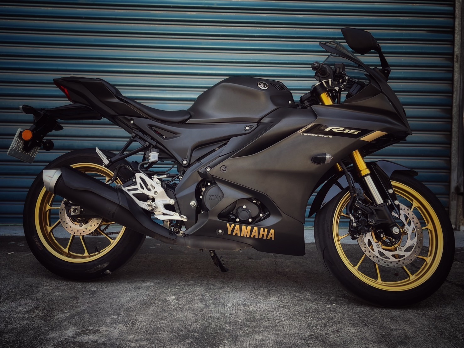 YAMAHA YZF-R15 - 中古/二手車出售中 R15v4 快排 基本改裝 小資族二手重機買賣 | 小資族二手重機買賣