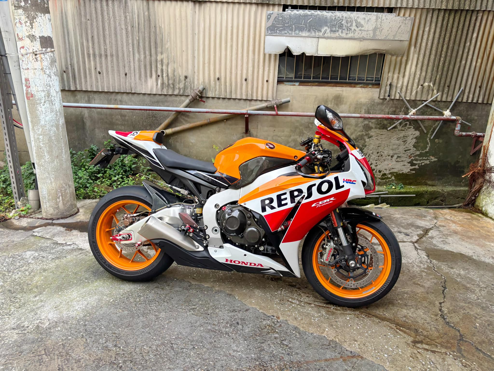 HONDA  CBR1000RR  - 中古/二手車出售中 HONDA CBR1000RR  | 個人自售