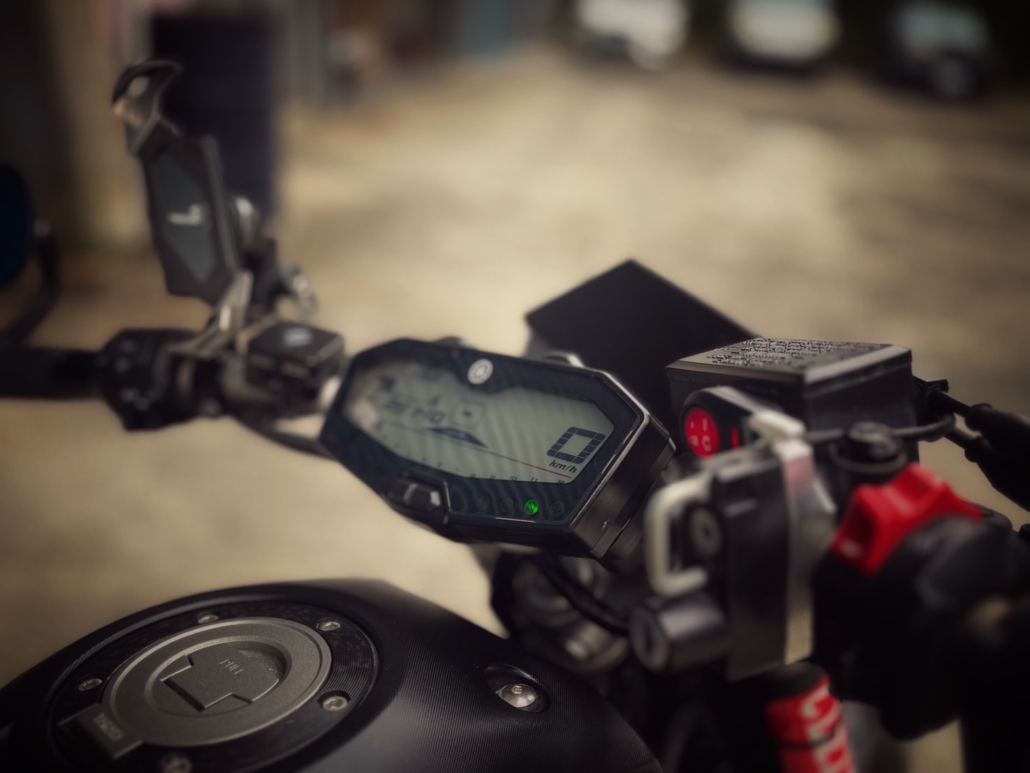 YAMAHA MT-07 - 中古/二手車出售中 MT-07 黑色系 ZARD排氣管 sp後避震 基本改裝 小資族二手重機買賣 | 小資族二手重機買賣