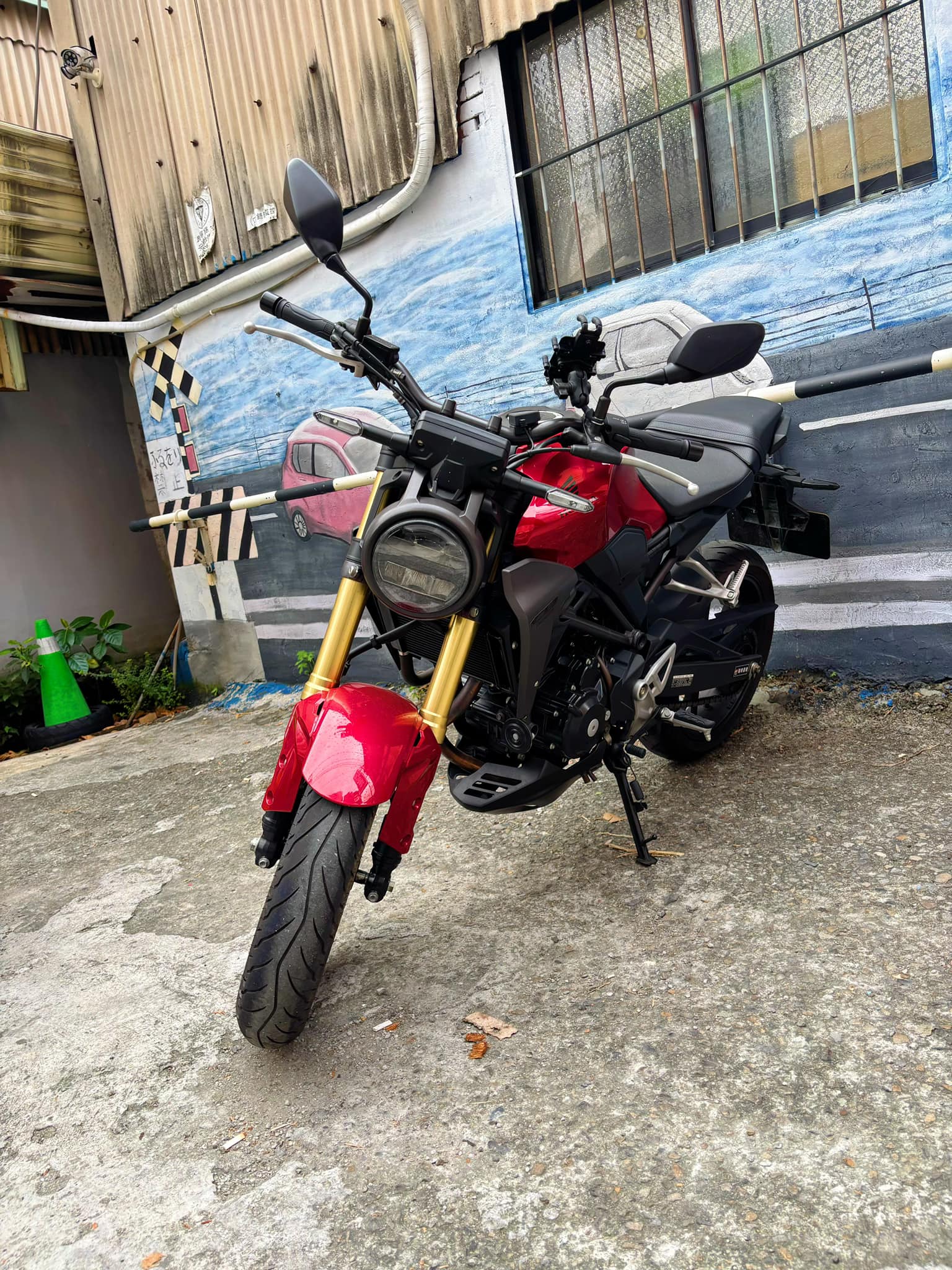 HONDA CB300R - 中古/二手車出售中 HONDA CB300R 有擋顯/滑離 | 個人自售