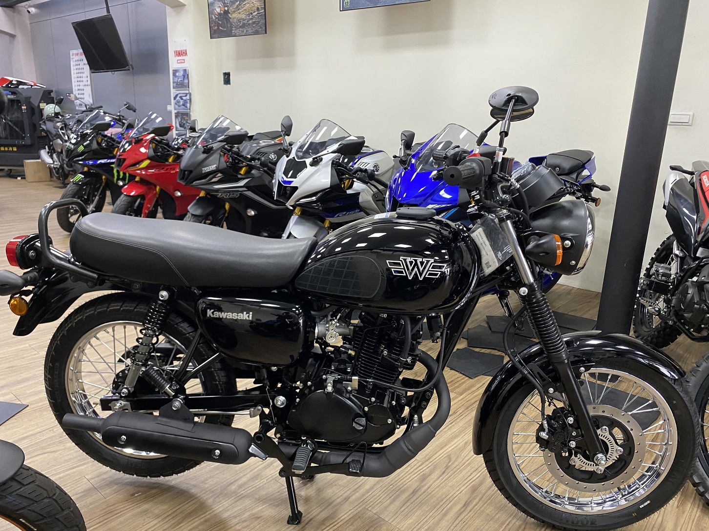 KAWASAKI W175新車出售中 【新竹長龍車業】KAWASAKI W175 | 新竹長龍車業行