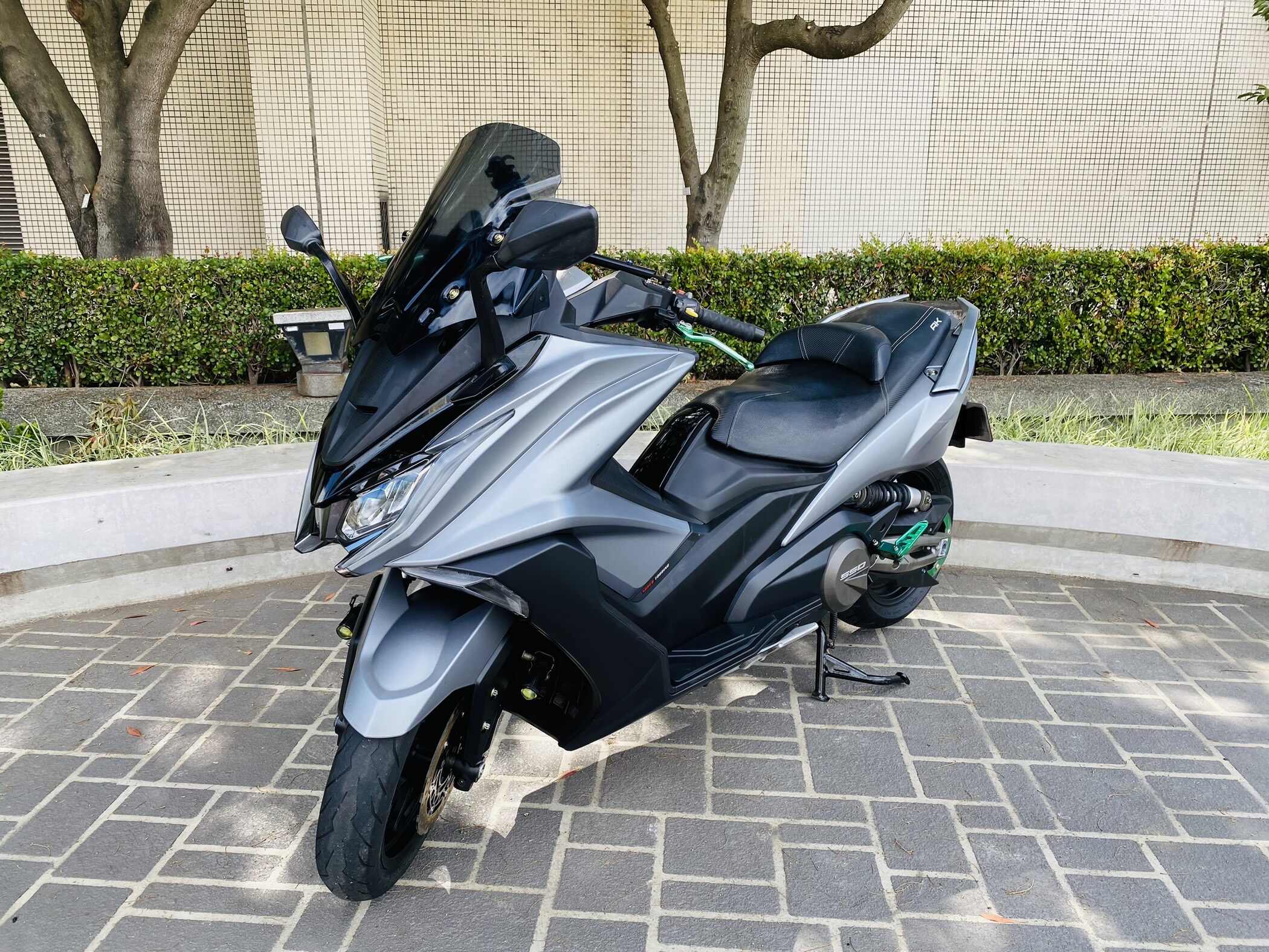 光陽 AK 550 - 中古/二手車出售中 【輪泰車業】   光陽 AK 550 KYMCO 光陽 AK550 2017 極低里程 頂配 | 個人自售