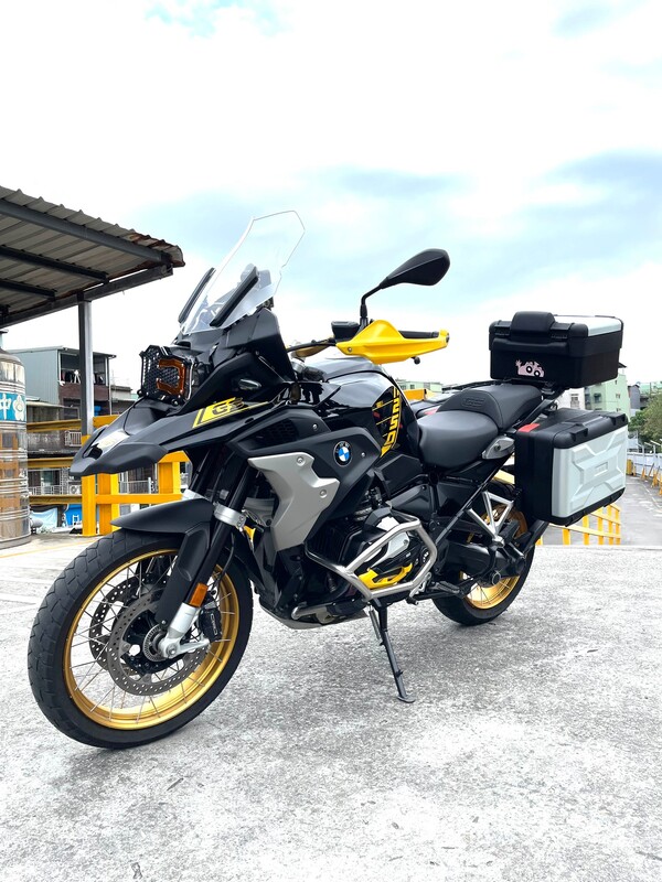 【老闆叫我來賣車】BMW R1250GS - 「Webike-摩托車市」 2022年BMW R1250 GS 40週年紀念版 可以換車 線上貸款 送車到府 強力過件