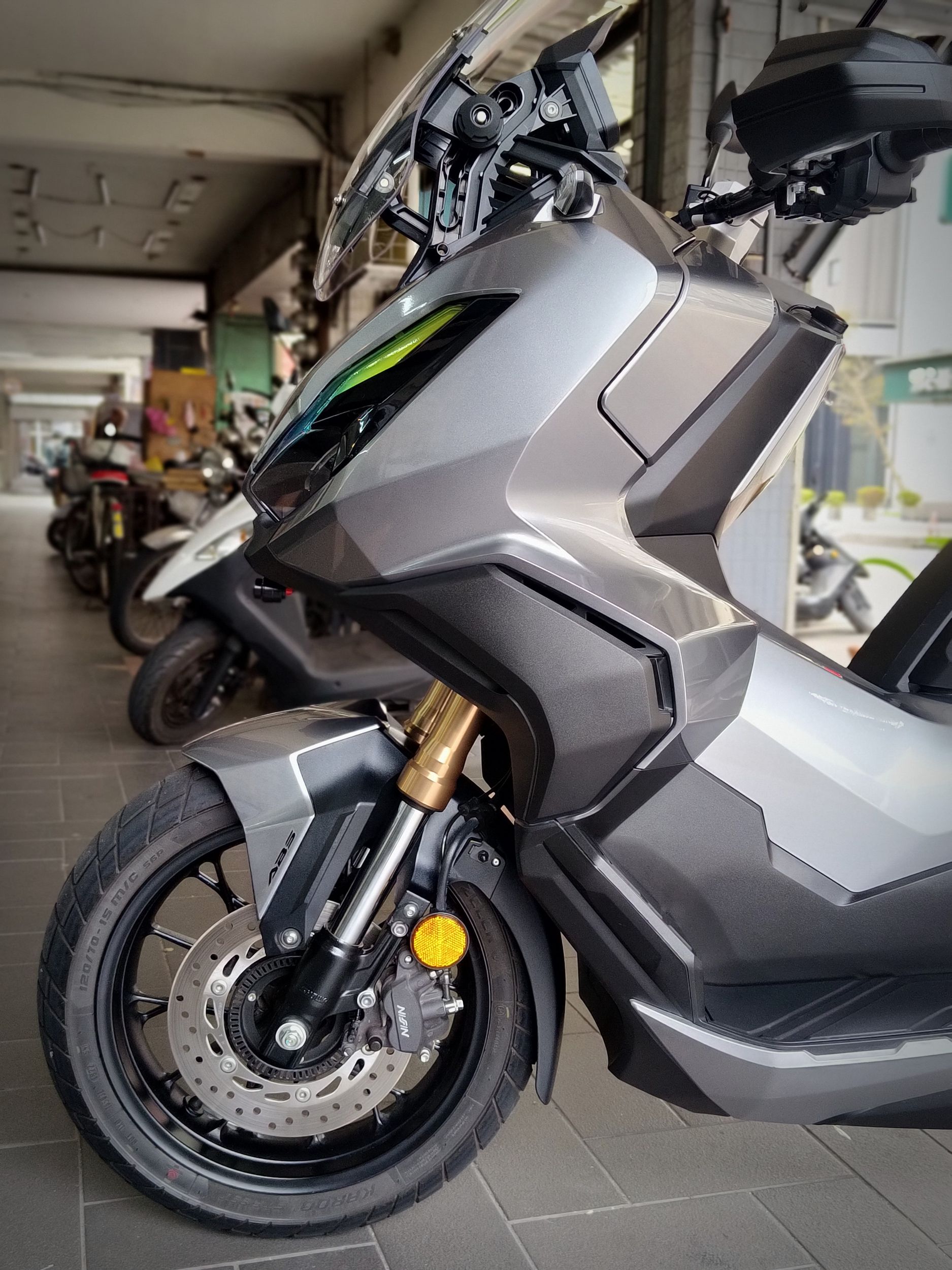 HONAD ADV350 - 中古/二手車出售中 ADV 350 ABS，總代理一手車只跑5250km，車身完美無傷 | 成蘆進口摩托車