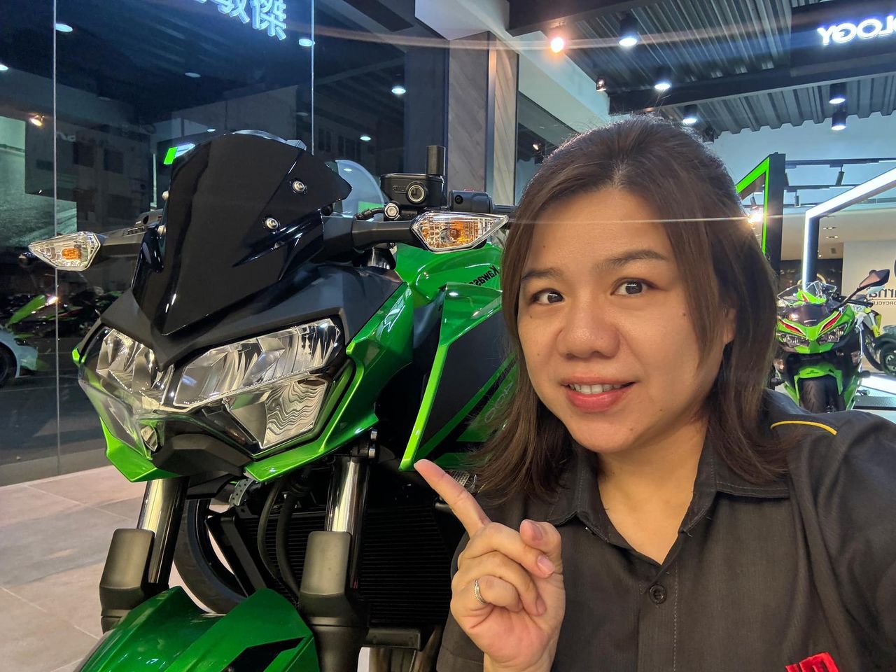 【敏傑車業資深銷售專員 康妮 Connie】KAWASAKI Z400 - 「Webike-摩托車市」