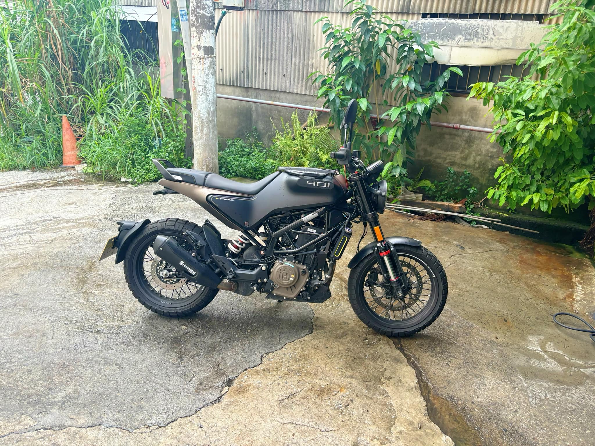 HUSQVARNA SVARTPILEN 401 - 中古/二手車出售中 HUSQVARNA SVARTPILEN 黑箭401 | 個人自售