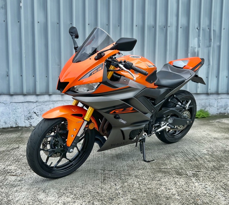 YAMAHA YZF-R3 - 中古/二手車出售中 2022年 R3 一手車 無摔 無事故 W!ZH腳踏後移 短牌架 阿宏大型重機買賣 | 阿宏大型重機買賣