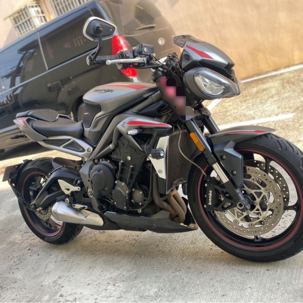 TRIUMPH DAYTONA MOTO2 765 - 中古/二手車出售中 【2021 TRIUMPH 765R 憤怒鳥大燈】 | 翊帆國際重車