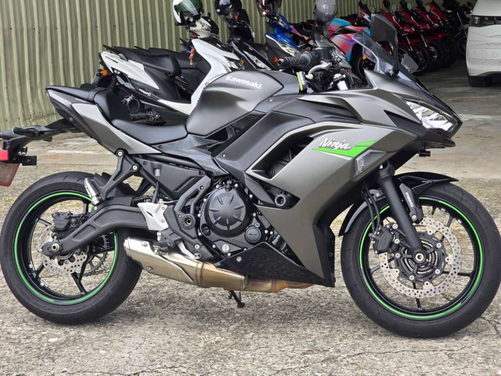 KAWASAKI NINJA650 - 中古/二手車出售中 [出售] 2023年 KAWASAKI 忍者650 ABS KTRC版 | 老爹重機