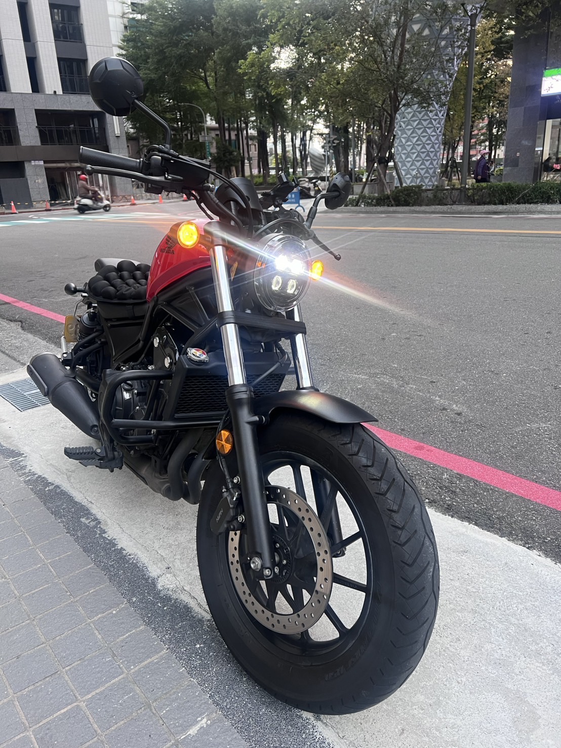 【個人自售】HONDA Rebel 500 - 「Webike-摩托車市」 HONDA REBEL 500 LED 頭燈