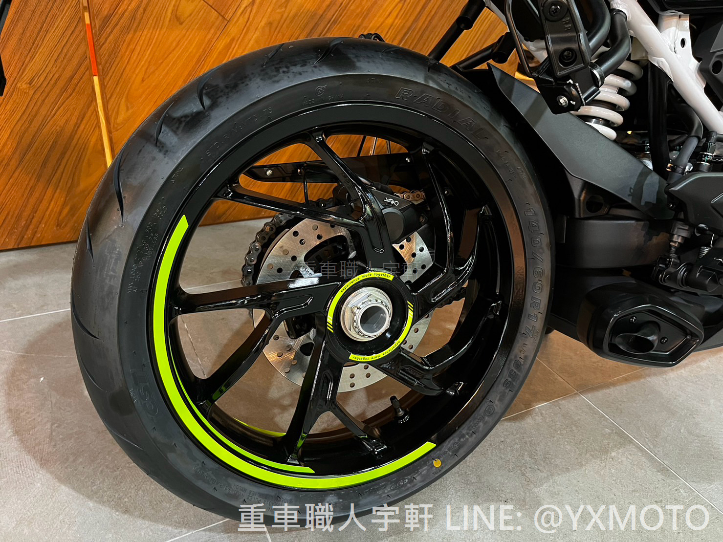 CFMOTO 250SR S新車出售中 【健雄宇軒】零利率 熱烈預購中 ! CFMOTO 250SR S 白黑 單搖臂版本 總代理公司車 | 重車銷售職人-宇軒 (敏傑)