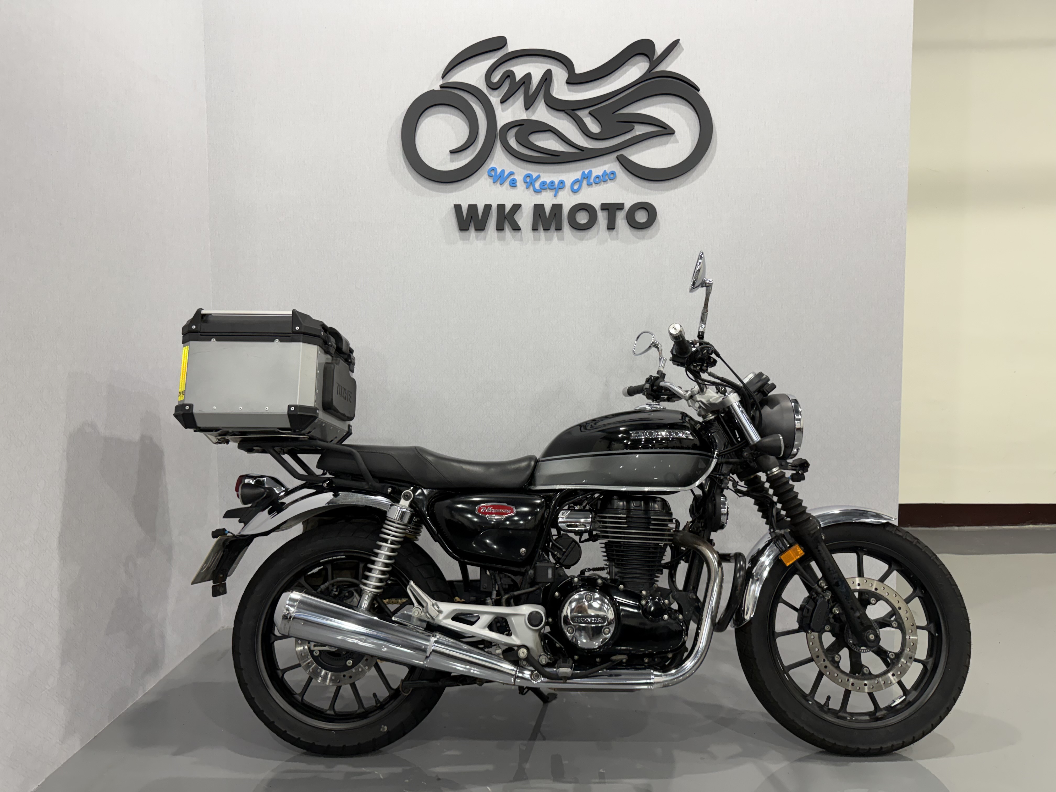 大型重機】進口、國產新車、二手、中古買賣車輛一覽-「Webike-摩托車市」