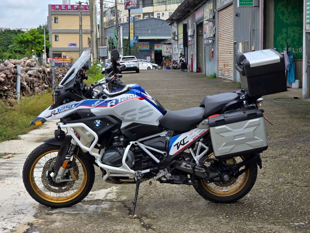 BMW R1250GS - 中古/二手車出售中 [出售] 2019年 BMW R1250GS HP 原廠三箱 | 老爹重機