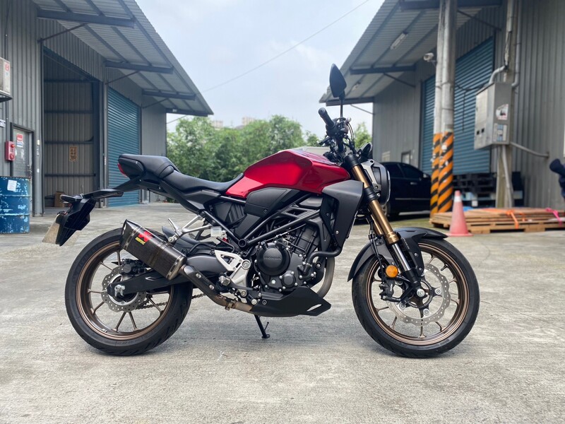 HONDA CB300R - 中古/二手車出售中 CB300R 台本車 改裝: 正蠍管、行車紀錄器、手機架、水箱護網 | Motoshen大聖二輪廣場