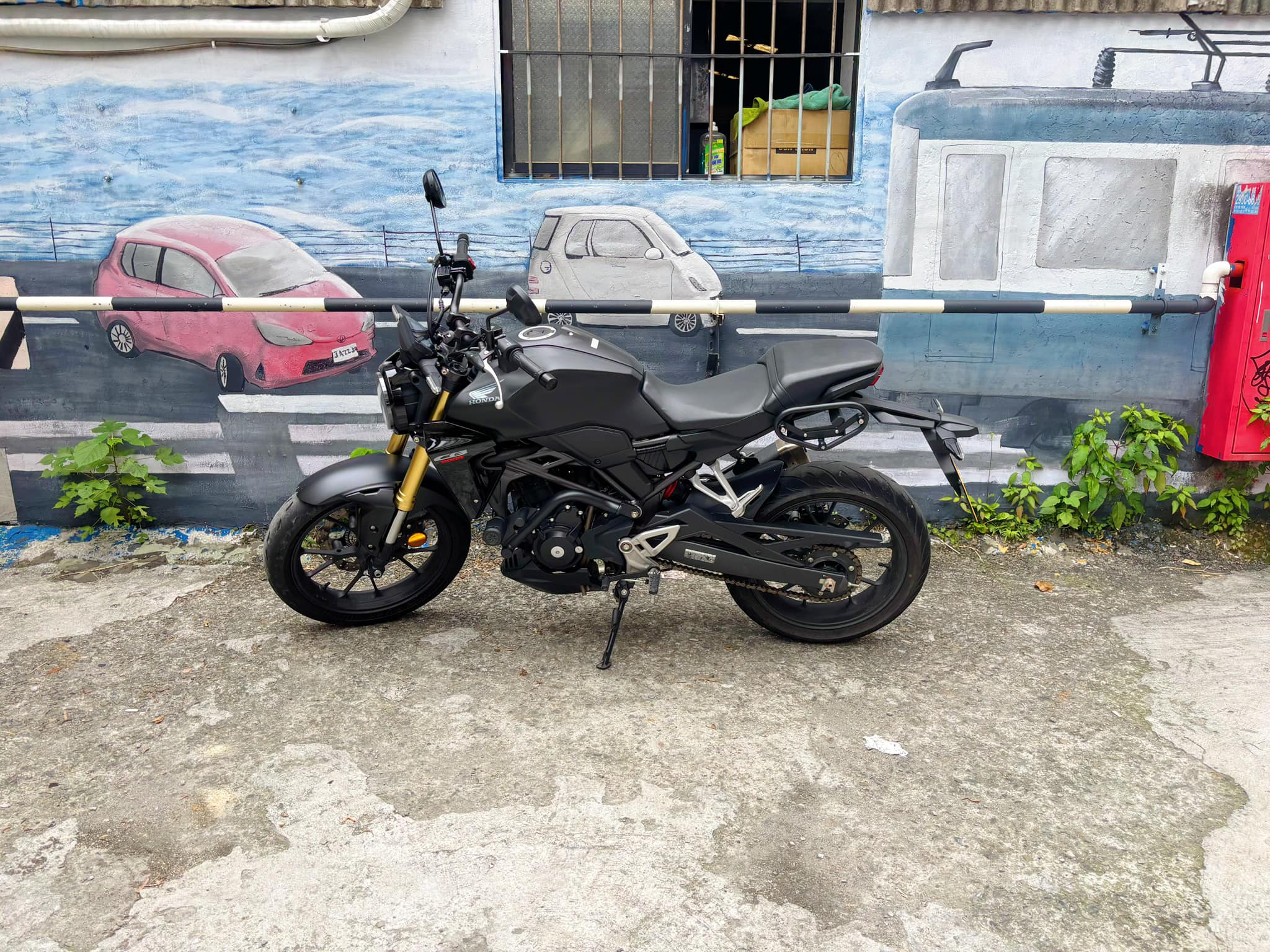 HONDA CB300R - 中古/二手車出售中 HONDA CB300R 有擋顯/滑離 | 個人自售