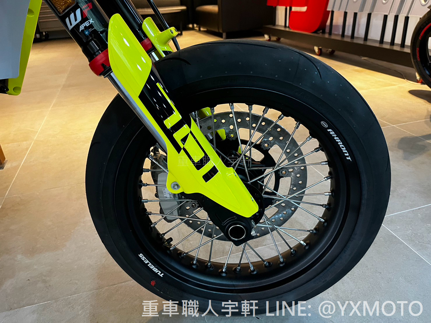 HUSQVARNA 701 SUPERMOTO新車出售中 【敏傑宇軒】全額60期零利率 ! HUSQVARNA 海絲瓜 701 Supermoto 2023 總代理公司車 | 重車銷售職人-宇軒 (敏傑)