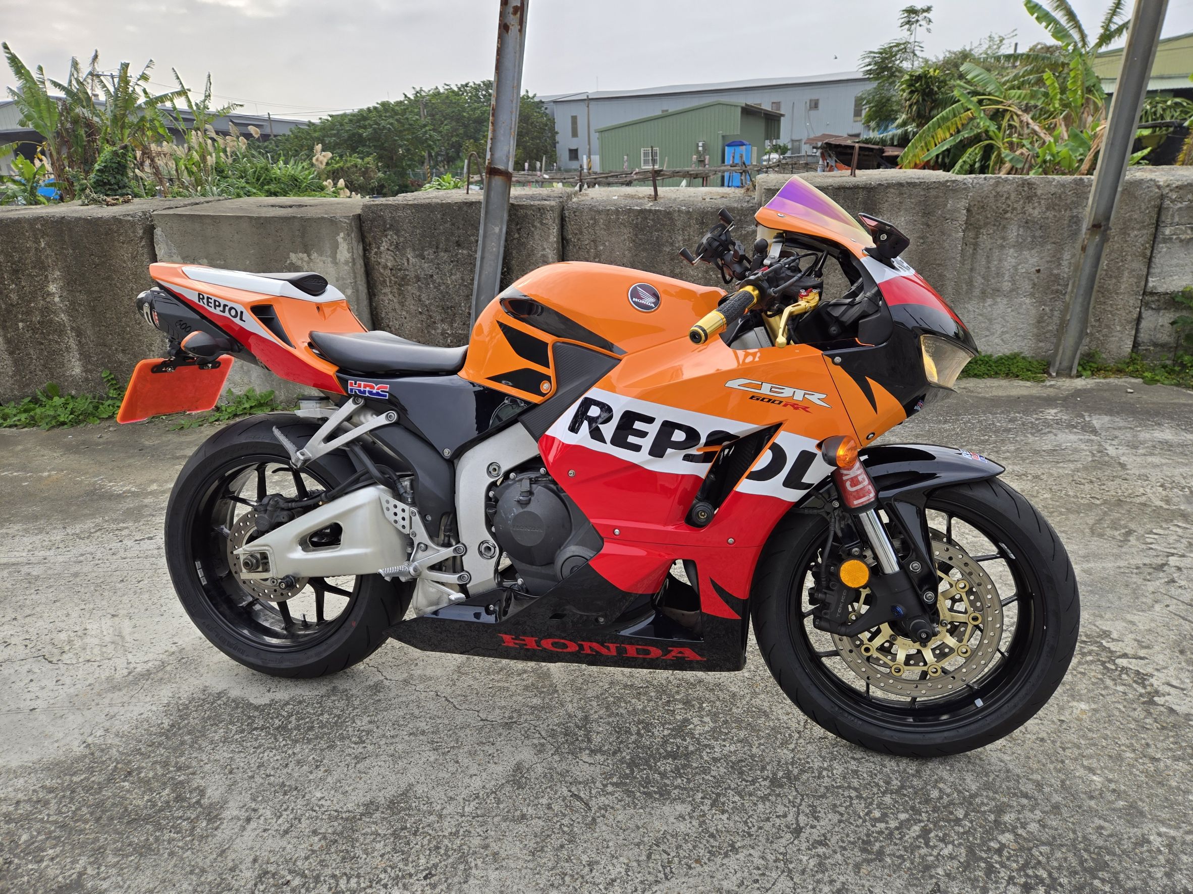 HONDA CBR600RR - 中古/二手車出售中 [出售] 2014年 HONDA  CBR600RR 原廠殼 已大保養 | 老爹重機