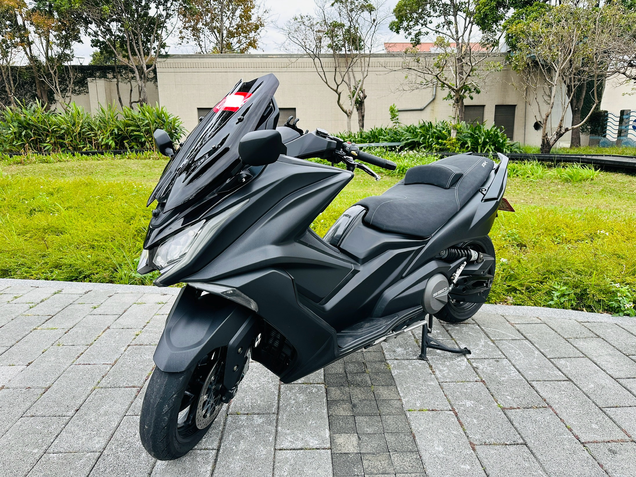 【輪泰車業】光陽 AK 550 - 「Webike-摩托車市」 KYMCO 光陽 AK550 2018