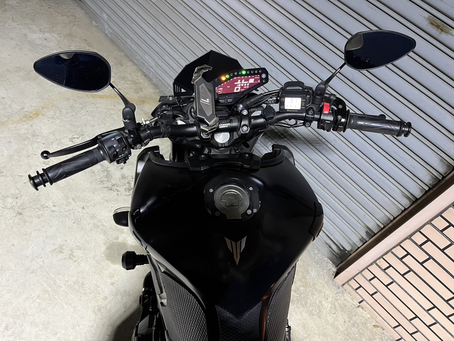 YAMAHA MT-09 - 中古/二手車出售中 MT-09 二代 配蠍館 改裝多 | 個人自售