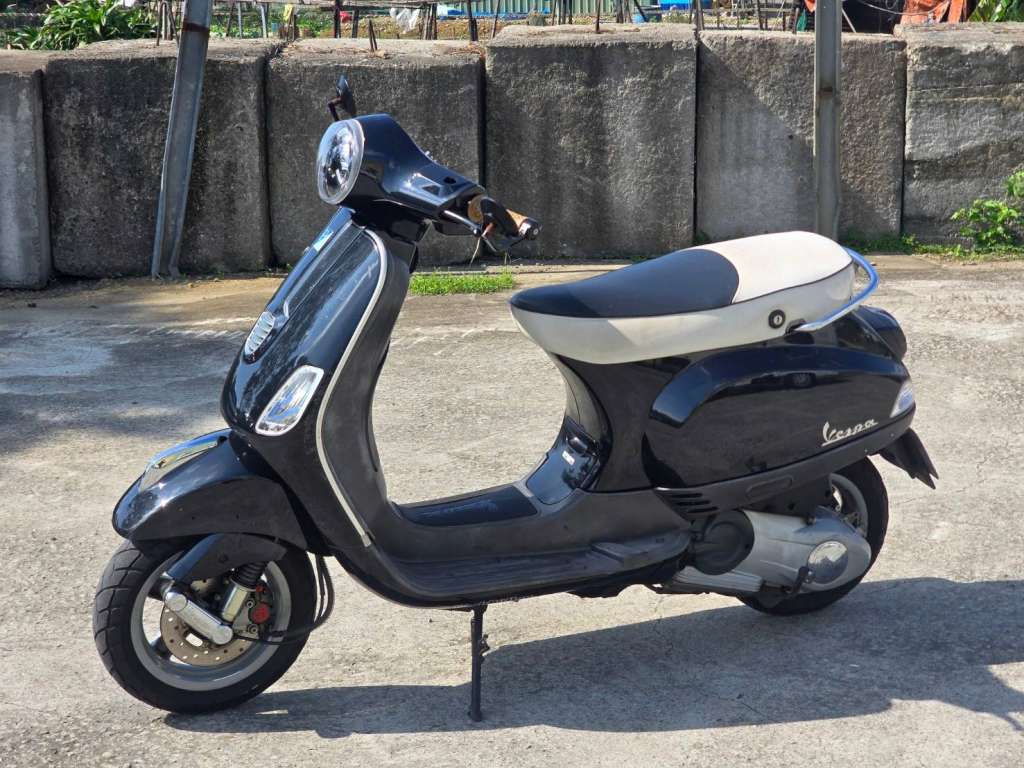 Vespa  LT 125 ie - 中古/二手車出售中 [出售] 2014年 Vespa LT 125 ie 偉士牌 | 老爹重機