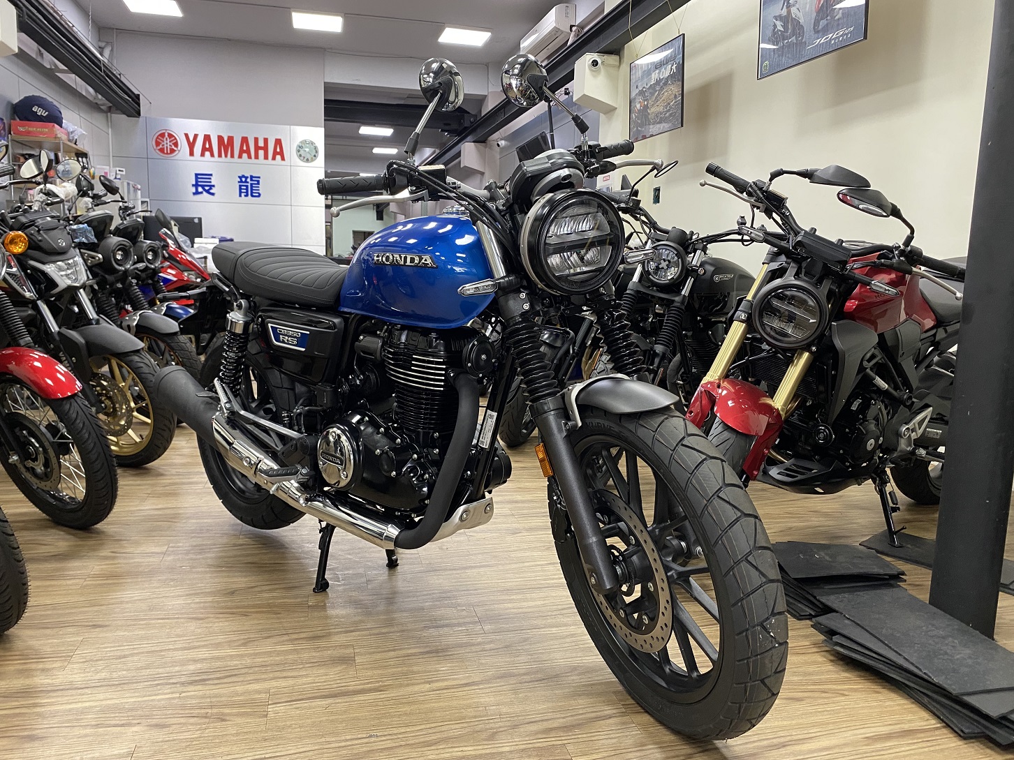 HONDA CB350RS新車出售中 【新竹長龍車業】HONDA 本田 全新 CB350RS  | 新竹長龍車業行