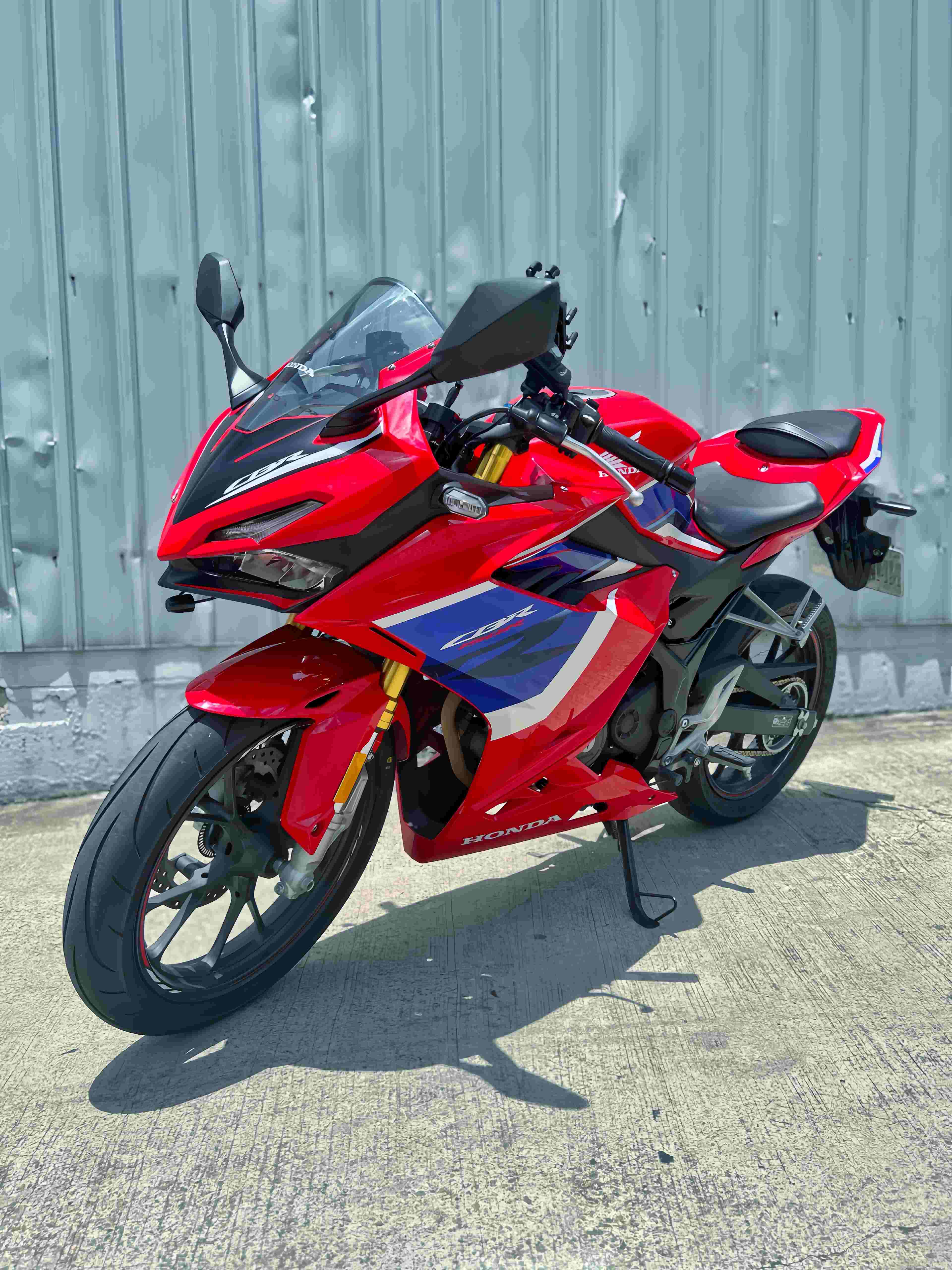 HONDA CBR150R - 中古/二手車出售中 2021年 CBR150R 一手 原漆 無事故 里程保證 阿宏大型重機買賣 | 阿宏大型重機買賣