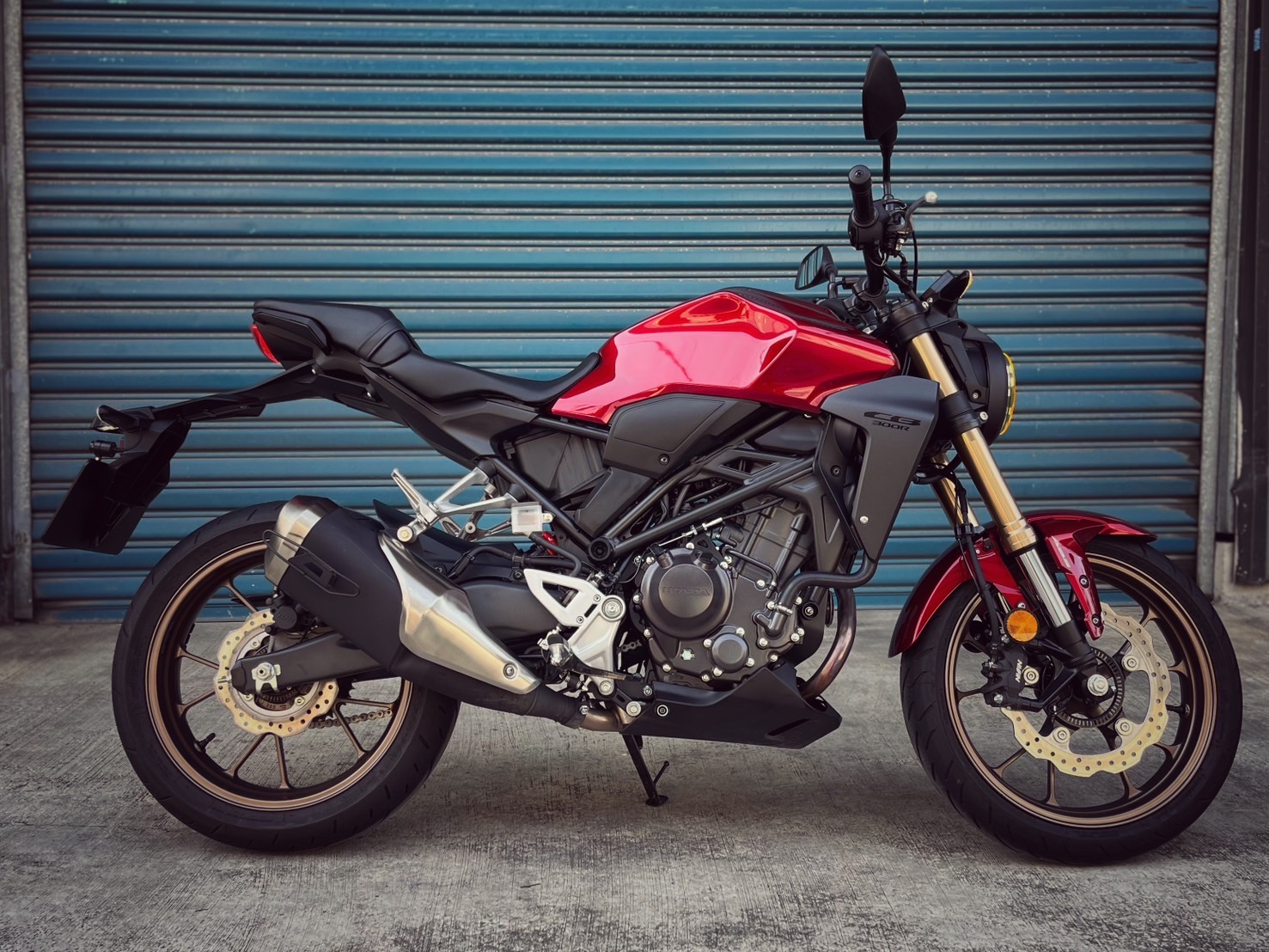 HONDA CB300R - 中古/二手車出售中 台本車 里程保證 無摔車無事故 | 小資族二手重機買賣