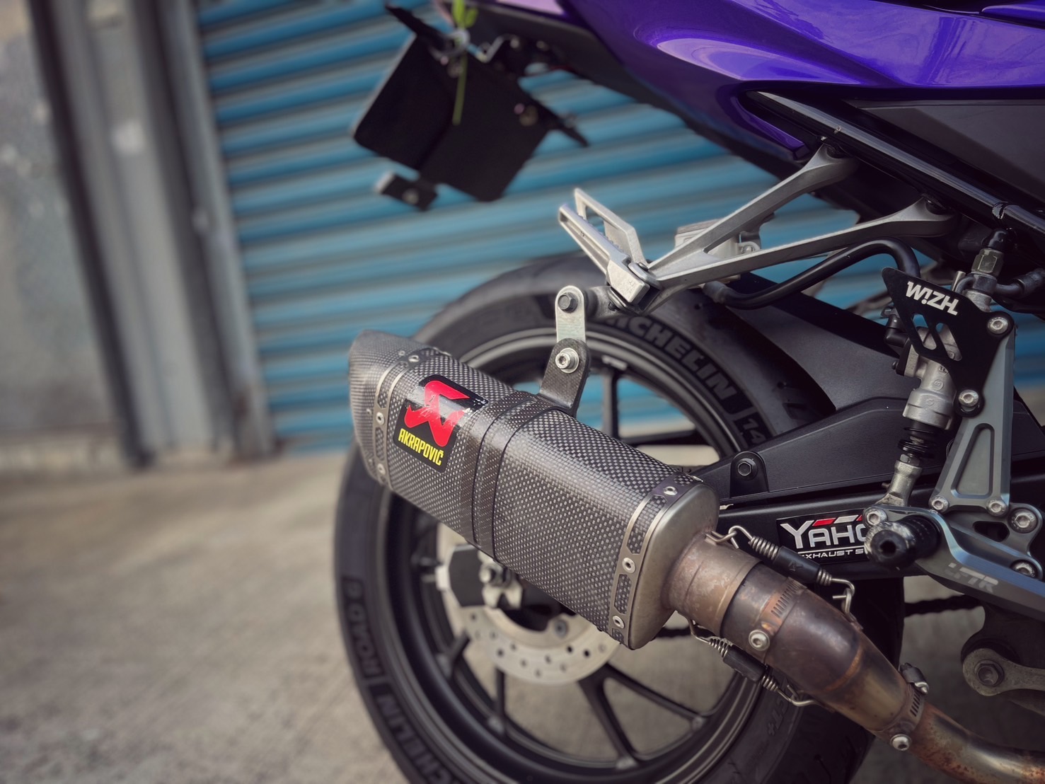 HONDA CBR150R - 中古/二手車出售中 碳蠍管 Brembo卡鉗 Far碟盤 小資族二手重機買賣 | 小資族二手重機買賣