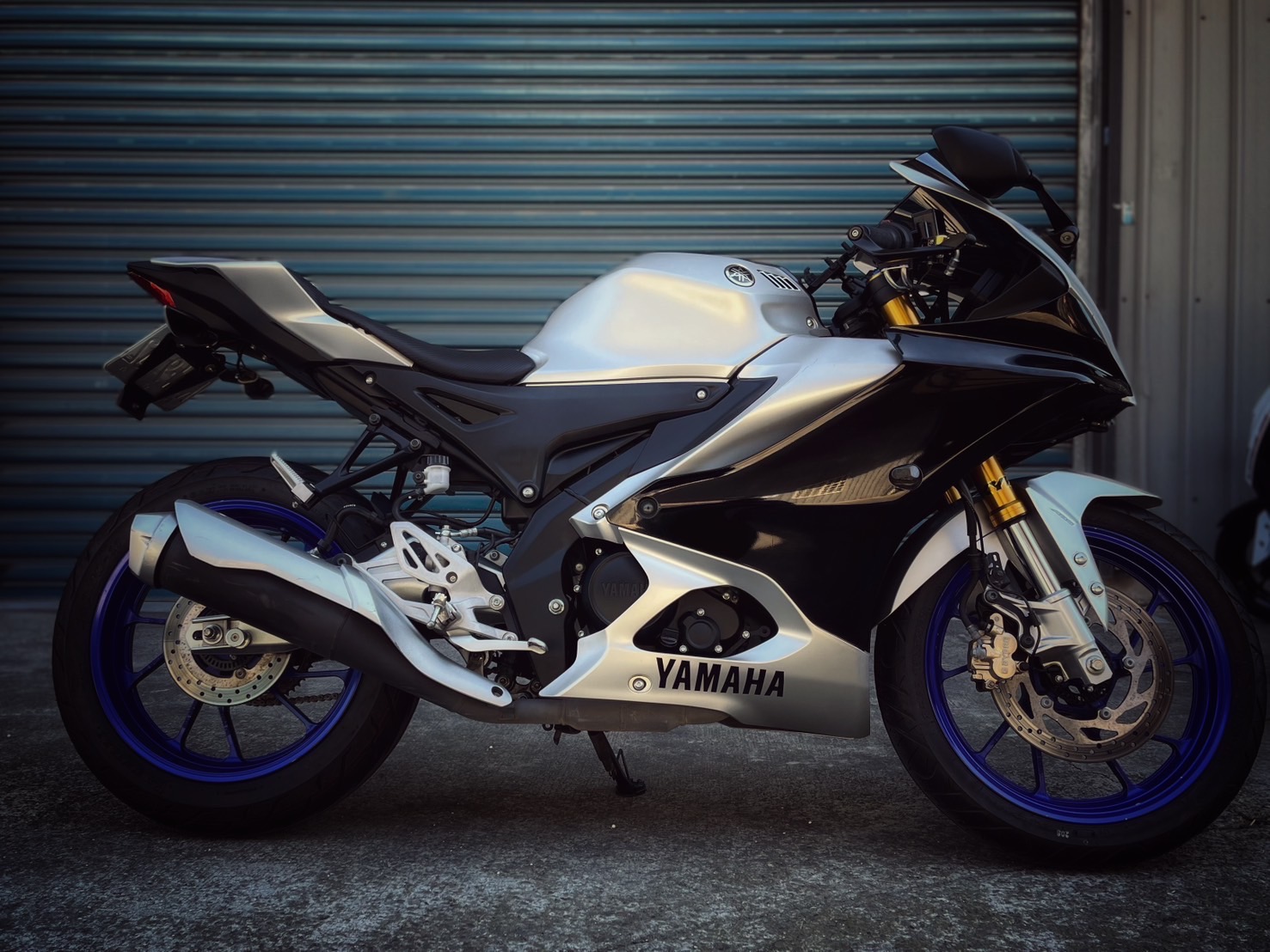 YAMAHA YZF-R15 - 中古/二手車出售中 R15v4M 一手車 基本改裝 無摔車無事故 小資族二手重機買賣 | 小資族二手重機買賣