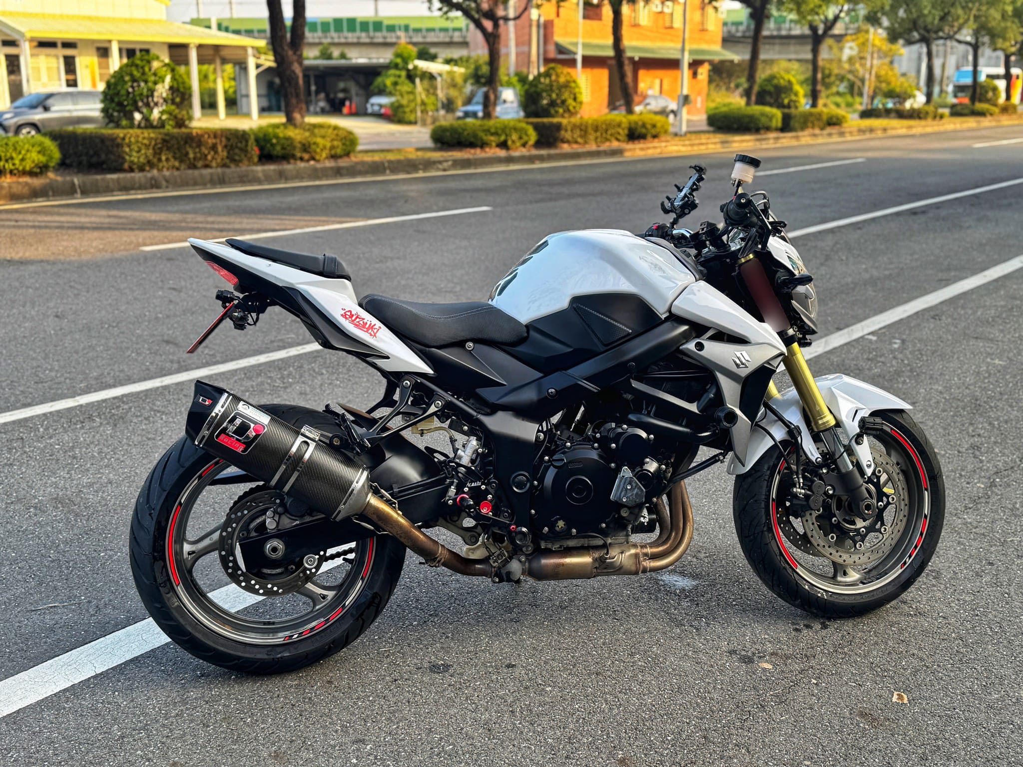 SUZUKI GSX-S 750 - 中古/二手車出售中 2014年 SUZUKI GSX-S750/0元交車/分期貸款/車換車/線上賞車/到府交車 | 翊帆國際重車