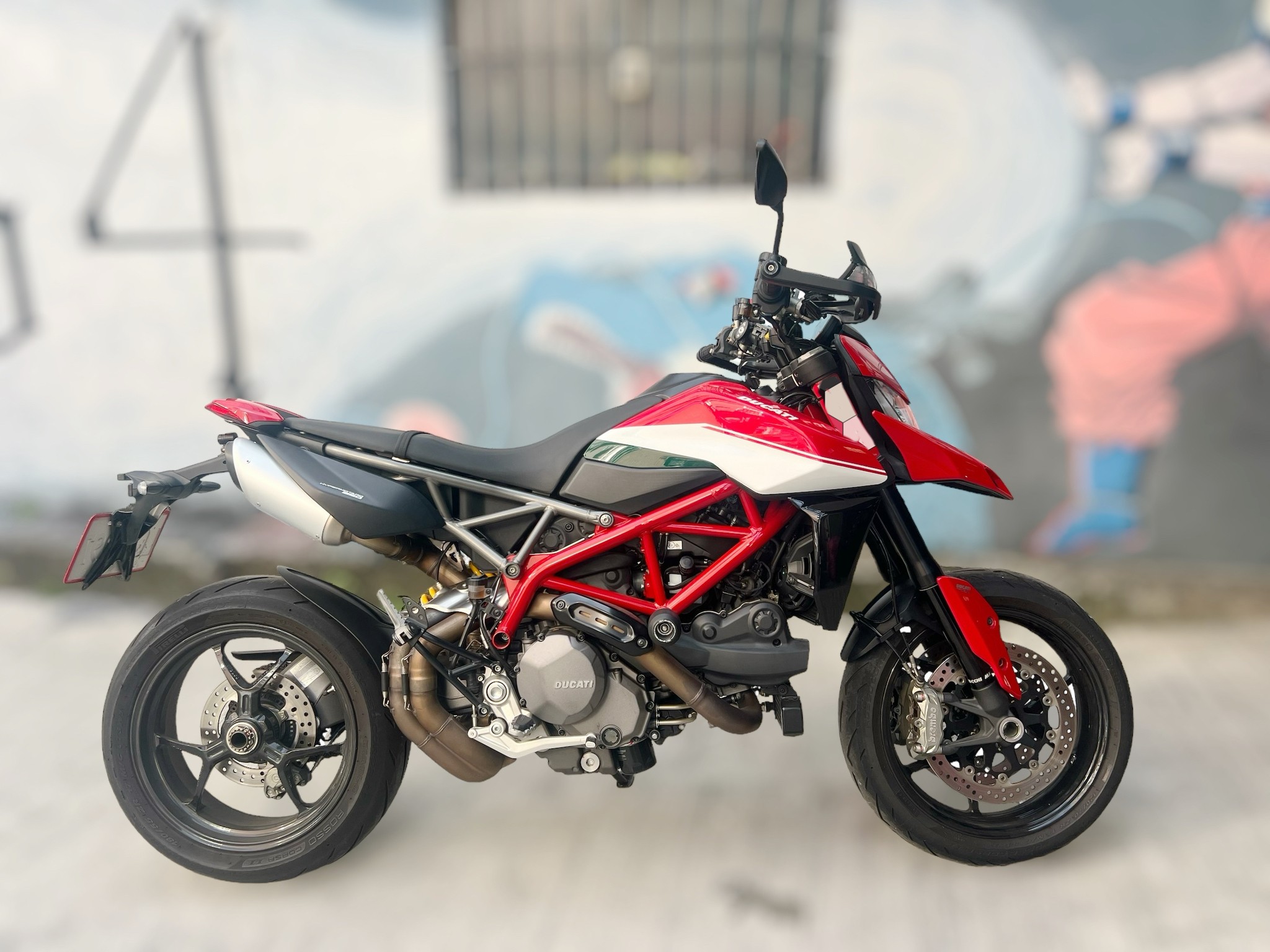 DUCATI HYPERMOTARD 950 - 中古/二手車出售中 DUCATI HYPERMOTRAD 950  協助分期、託運、換車補貼、代償結清 Line ID:@q0984380388 | 小菜輕重機