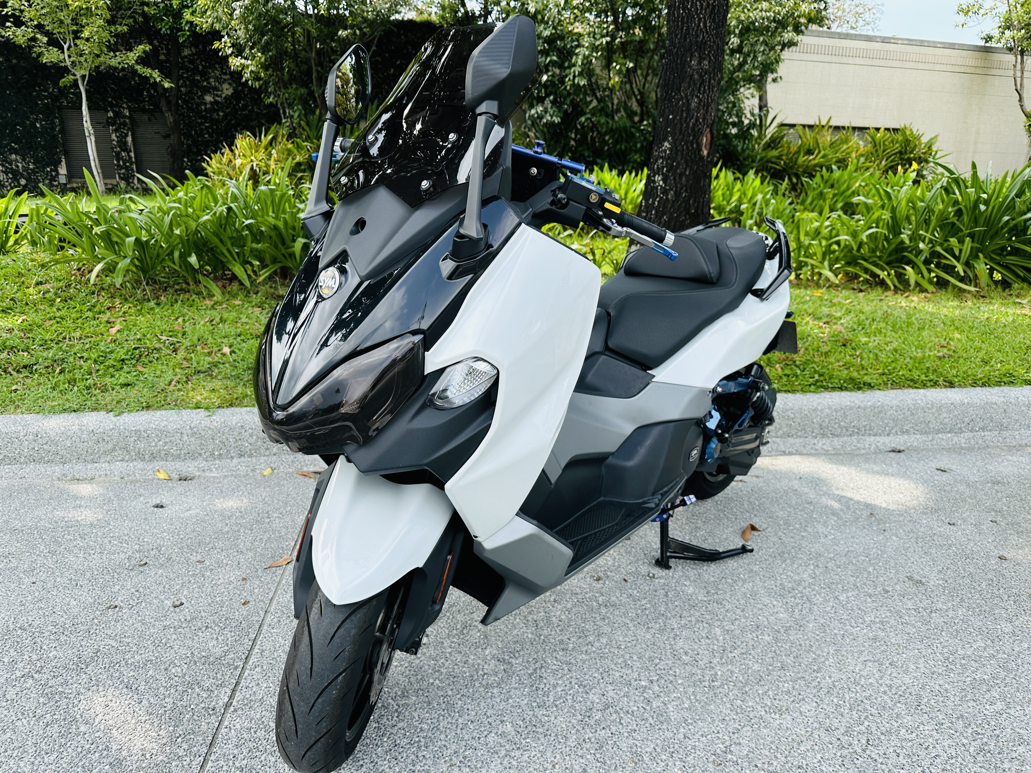 【輪泰車業】三陽 MAXSYM TL - 「Webike-摩托車市」 SYM 三陽 TL500 2020 白色 少騎 才跑8百 多樣精品