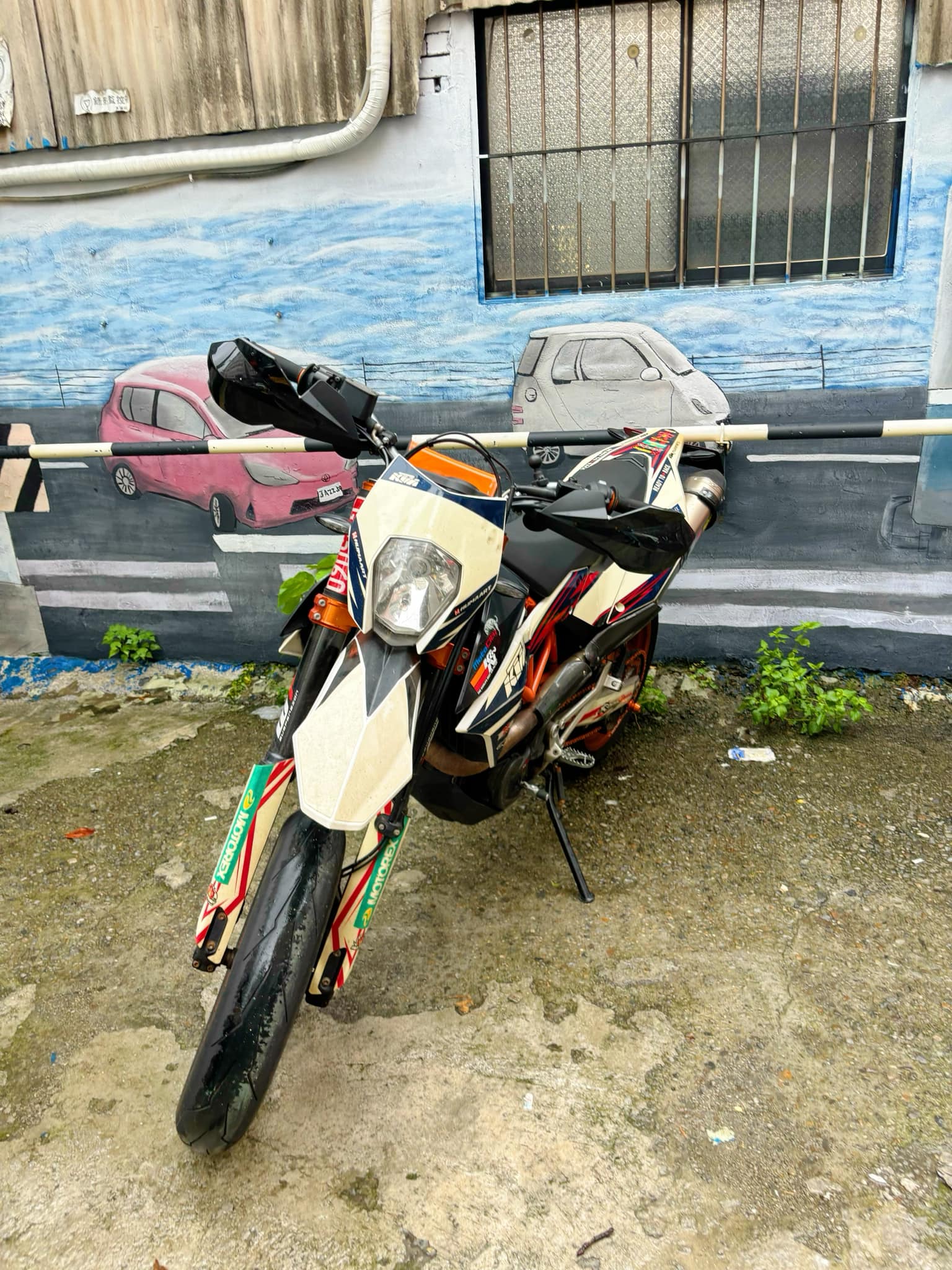 KTM 690SMC R - 中古/二手車出售中 KTM 690 SMC R 公司車 | 個人自售