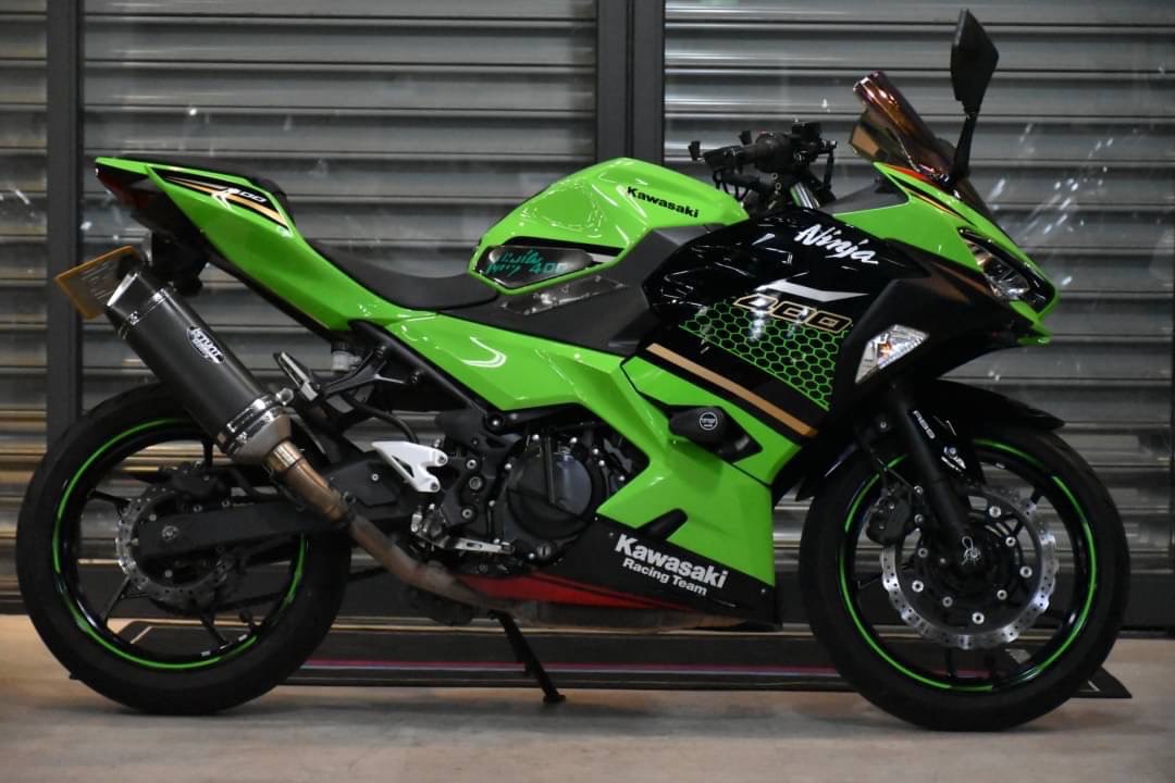 KAWASAKI NINJA400 - 中古/二手車出售中 碳纖維排氣管 行車記錄器 小資族二手重機買賣 | 小資族二手重機買賣