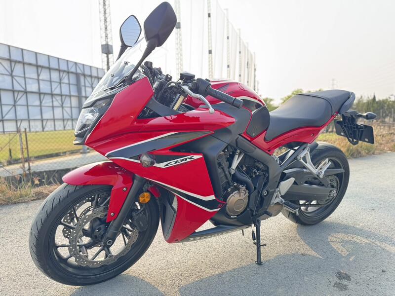 HONDA CBR650F - 中古/二手車出售中 HONDA CBR650F 2018年 LED燈 好保養 好騎 四缸 可分期 | 個人自售