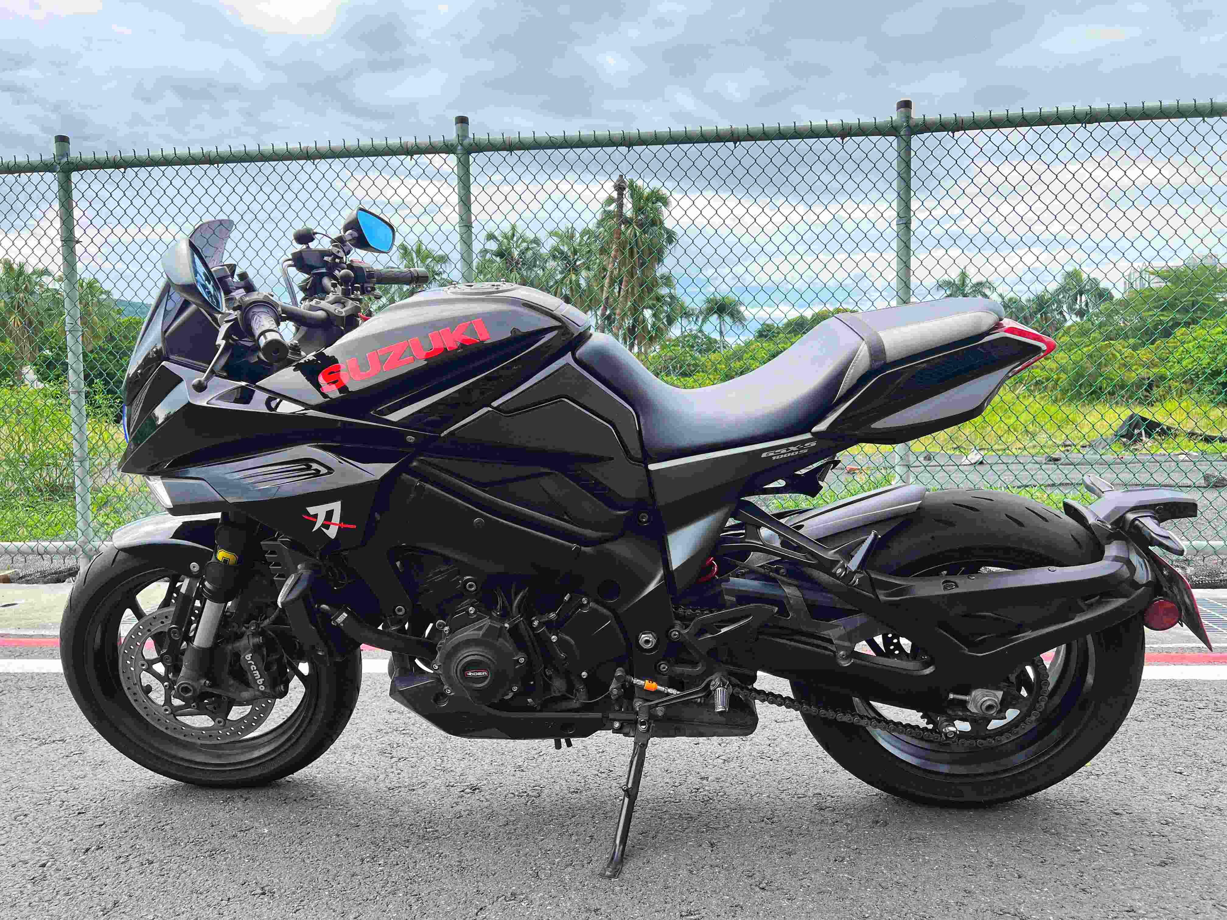 【個人自售】SUZUKI KATANA - 「Webike-摩托車市」 自售非車商 SUZUKI GSX-S1000S KATANA