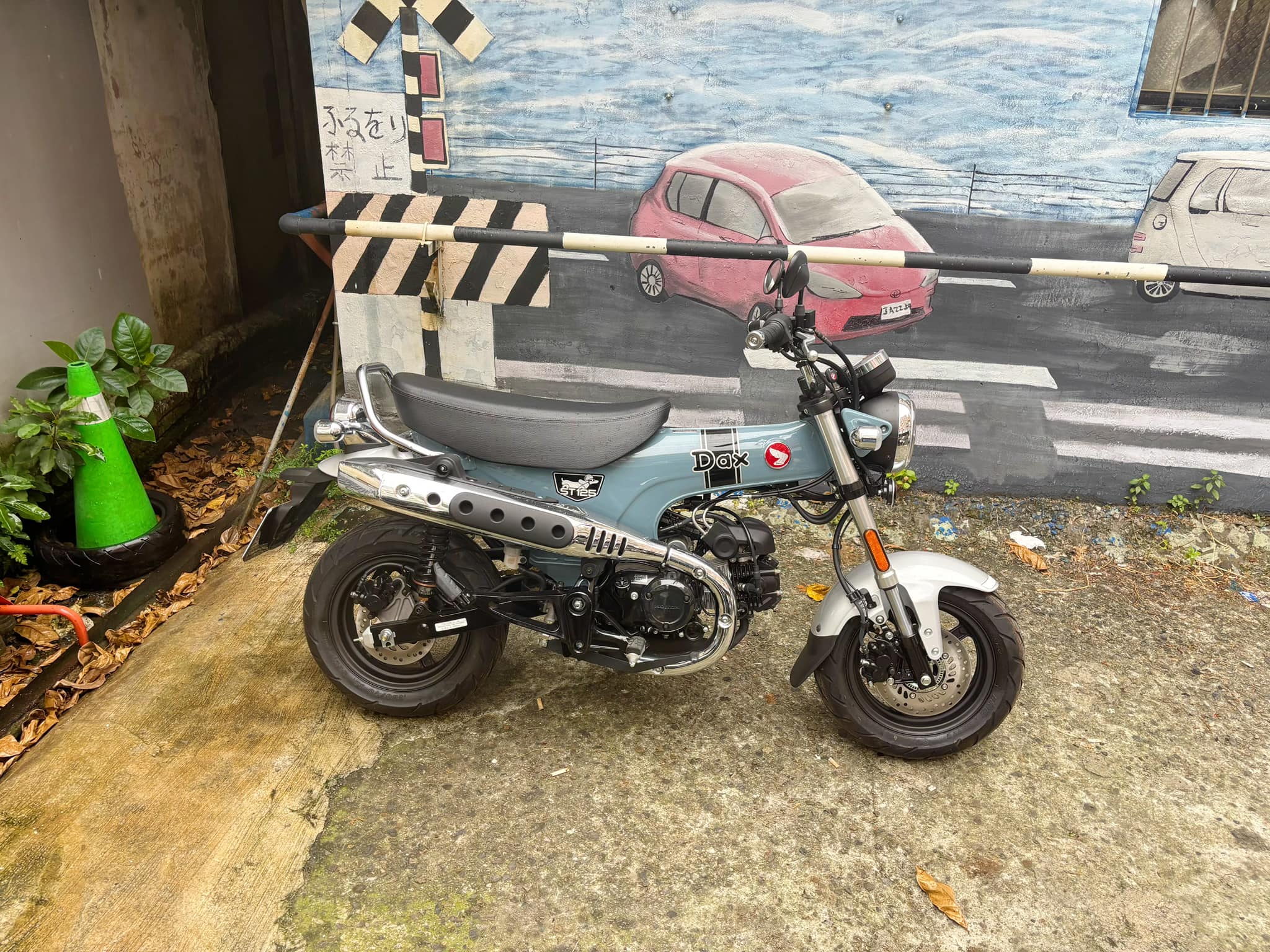 HONDA  DAX ST125 臘腸狗 日規版 - 中古/二手車出售中 HONDA DAX ST125 臘腸狗 日規版 | 個人自售