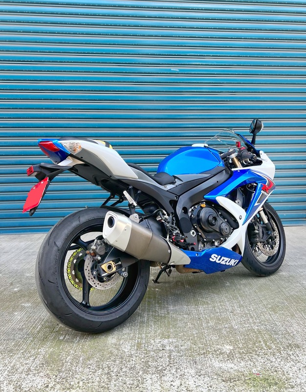 SUZUKI GSX-R600 - 中古/二手車出售中 2010年 GSXR600 Arashi 腳踏後移、Rizoma 油杯、Lightech機油口蓋、離合器拉桿、強化齒盤、鏈條、Domino握把套 | 阿宏大型重機買賣