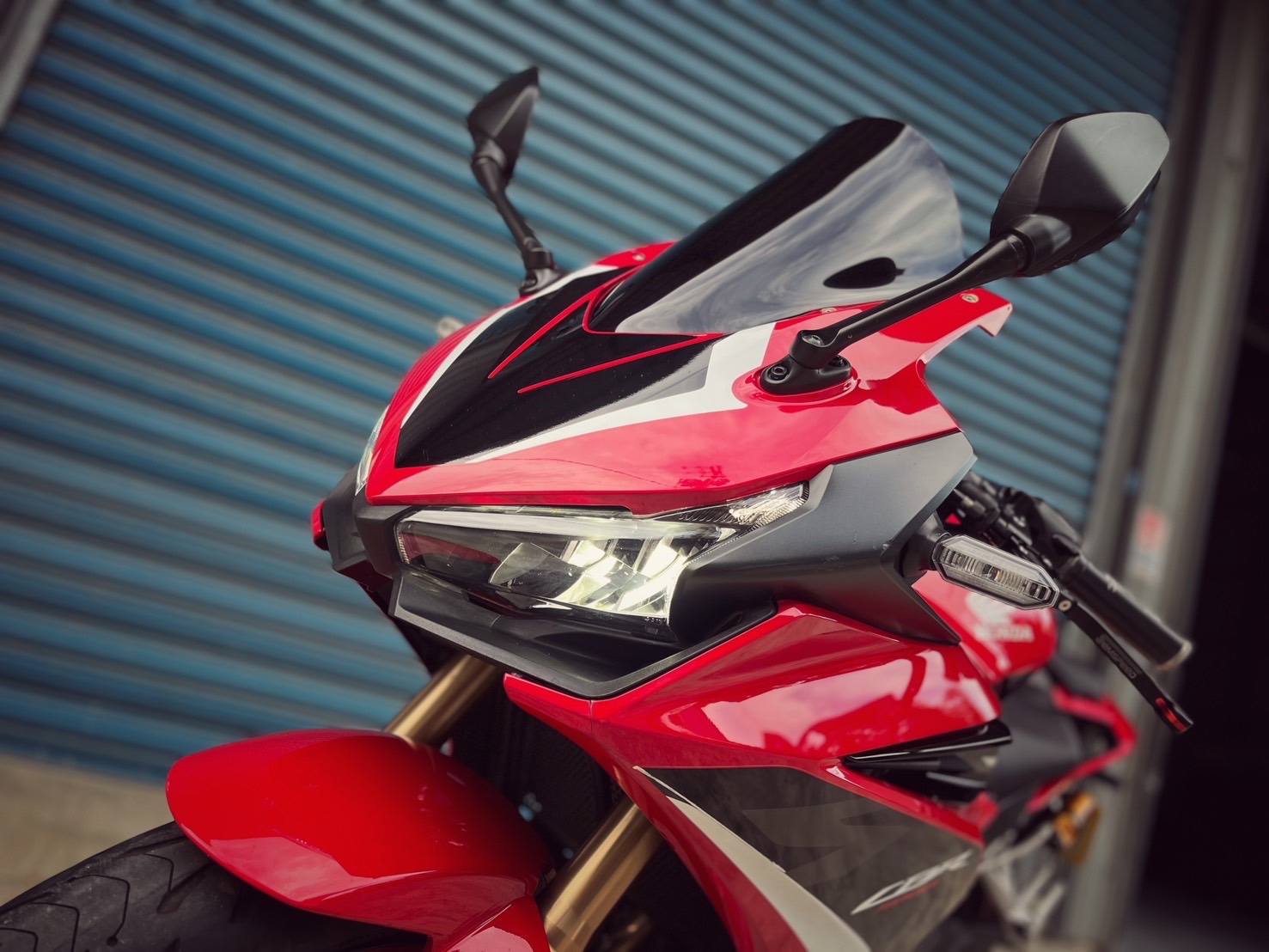 HONDA CBR500R - 中古/二手車出售中 原廠保固 碳蠍管 Ohlins後避震災小資族二手重機買賣 | 小資族二手重機買賣