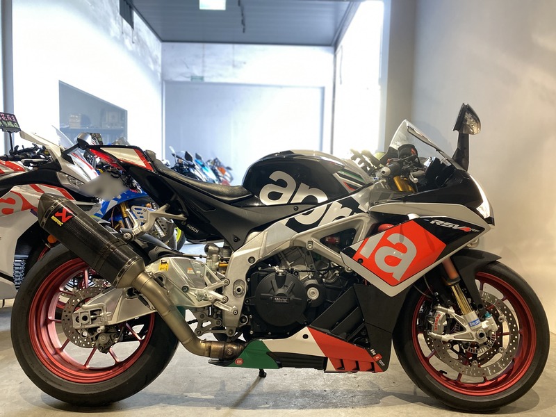 APRILIA RSV4 RF - 中古/二手車出售中 2016年 APRILIA RSV4 RF/0元交車/分期貸款/車換車/線上賞車/到府交車 | 翊帆國際重車