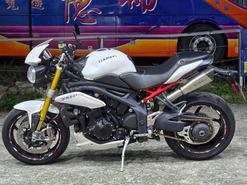 TRIUMPH  SPEED TRIPLE 1050R - 中古/二手車出售中 [出售] 2012年 TRIUMPH SPEED TRIPLE 1050R ABS | 老爹重機